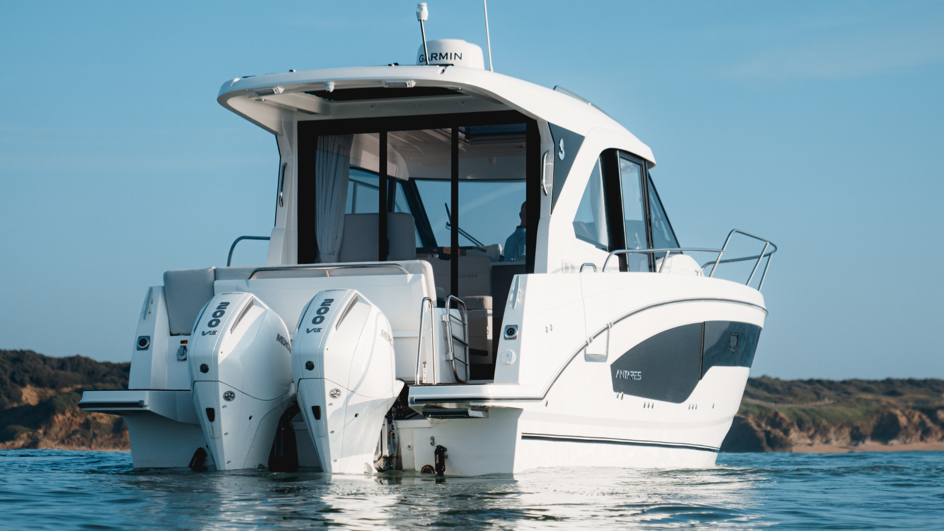 Beneteau Antares 9 – V2 – Must Have Options - 7