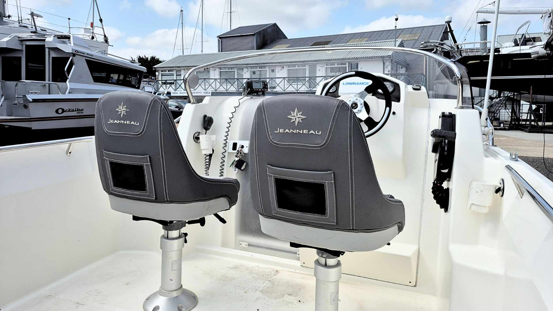 Jeanneau Cap Camarat 5.5wa - 13