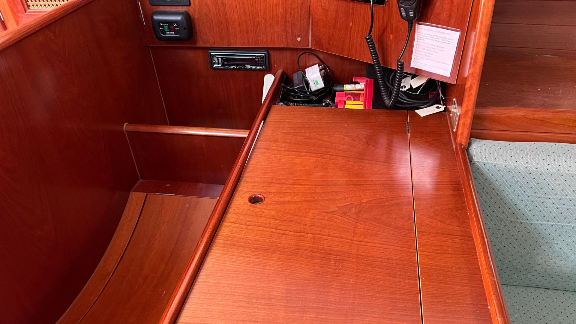 Beneteau Oceanis Clipper 361 - 8