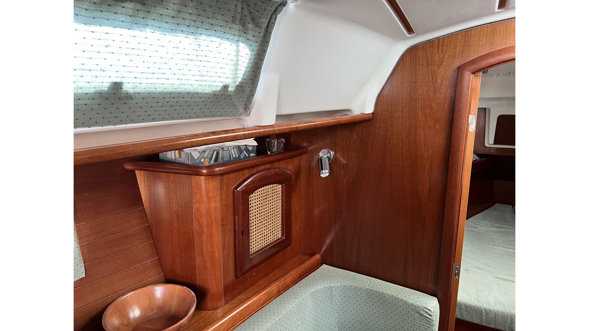 Beneteau Oceanis Clipper 361 - 11