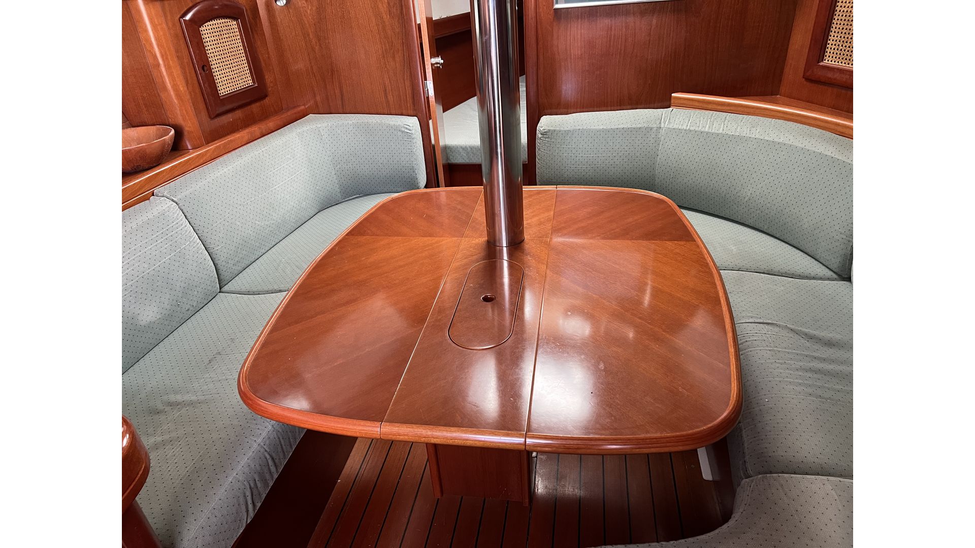 Beneteau Oceanis Clipper 361 - 15