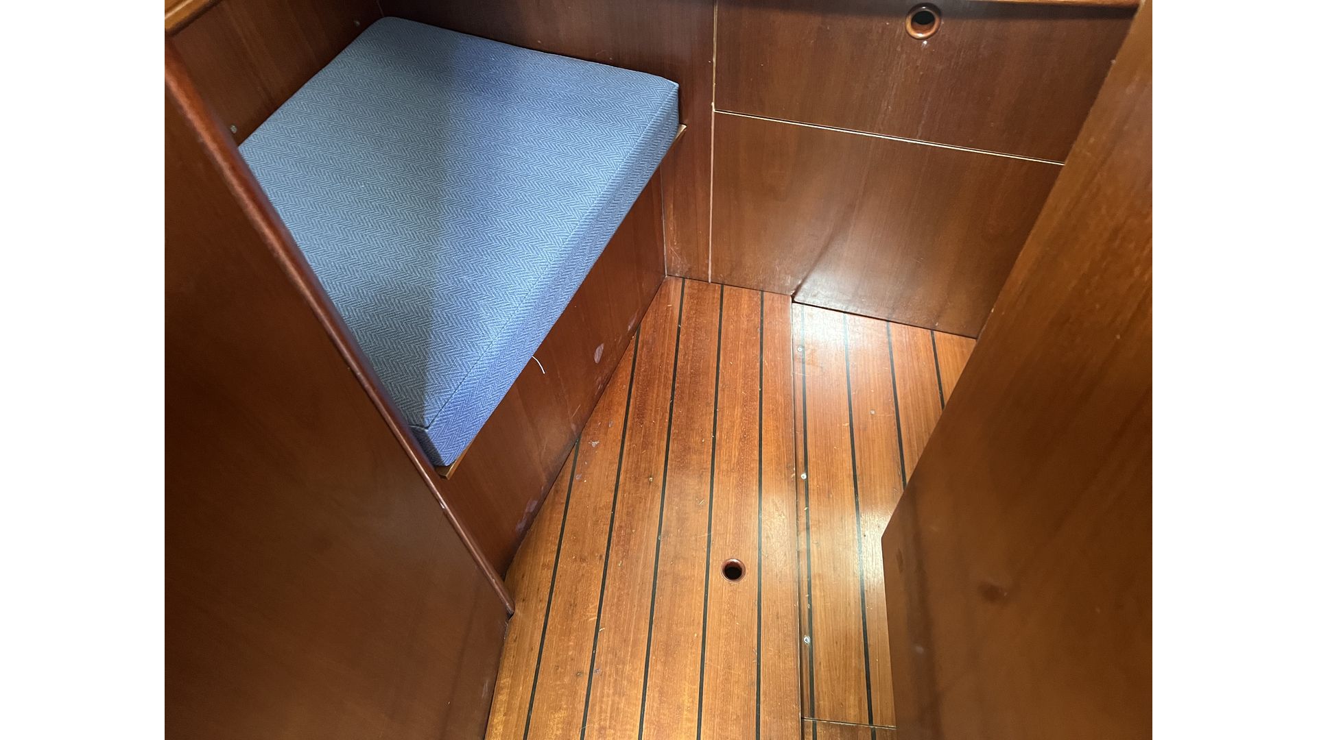 Beneteau Oceanis Clipper 381 - 14
