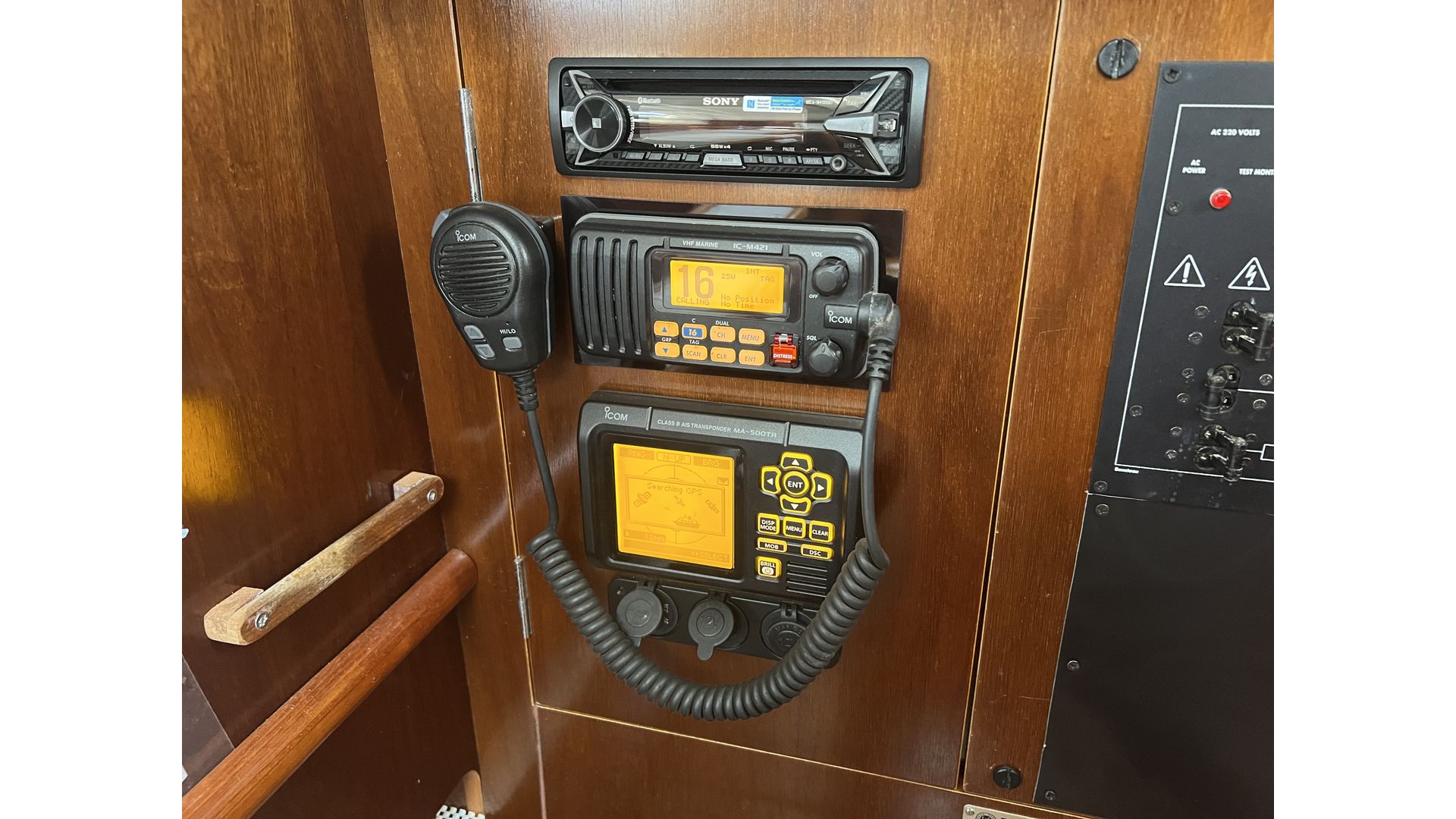 Beneteau Oceanis Clipper 381 - 29