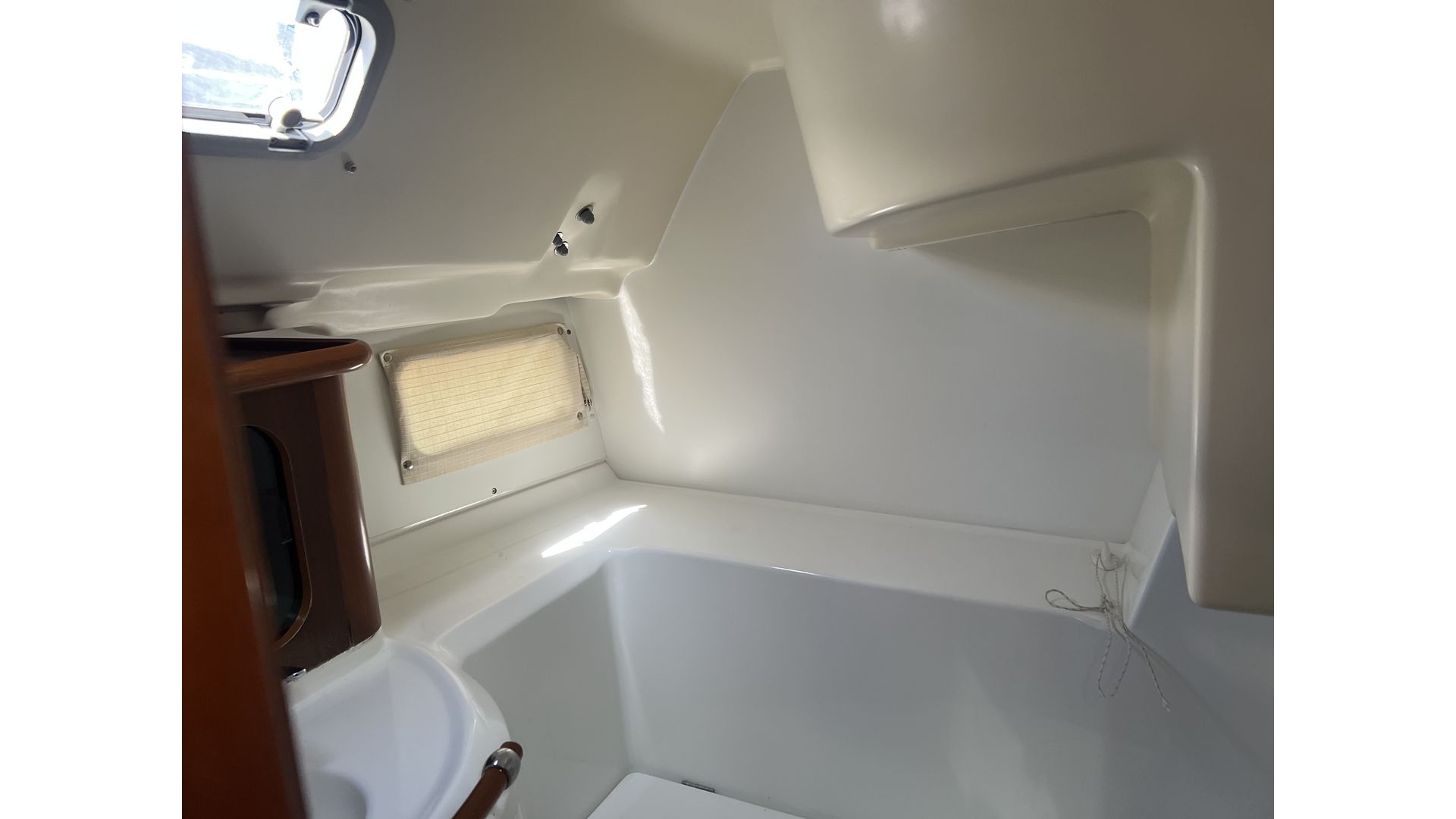 Beneteau Oceanis Clipper 381 - 32