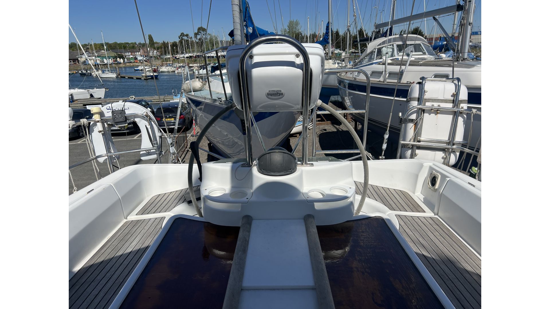 Beneteau Oceanis Clipper 381 - 42