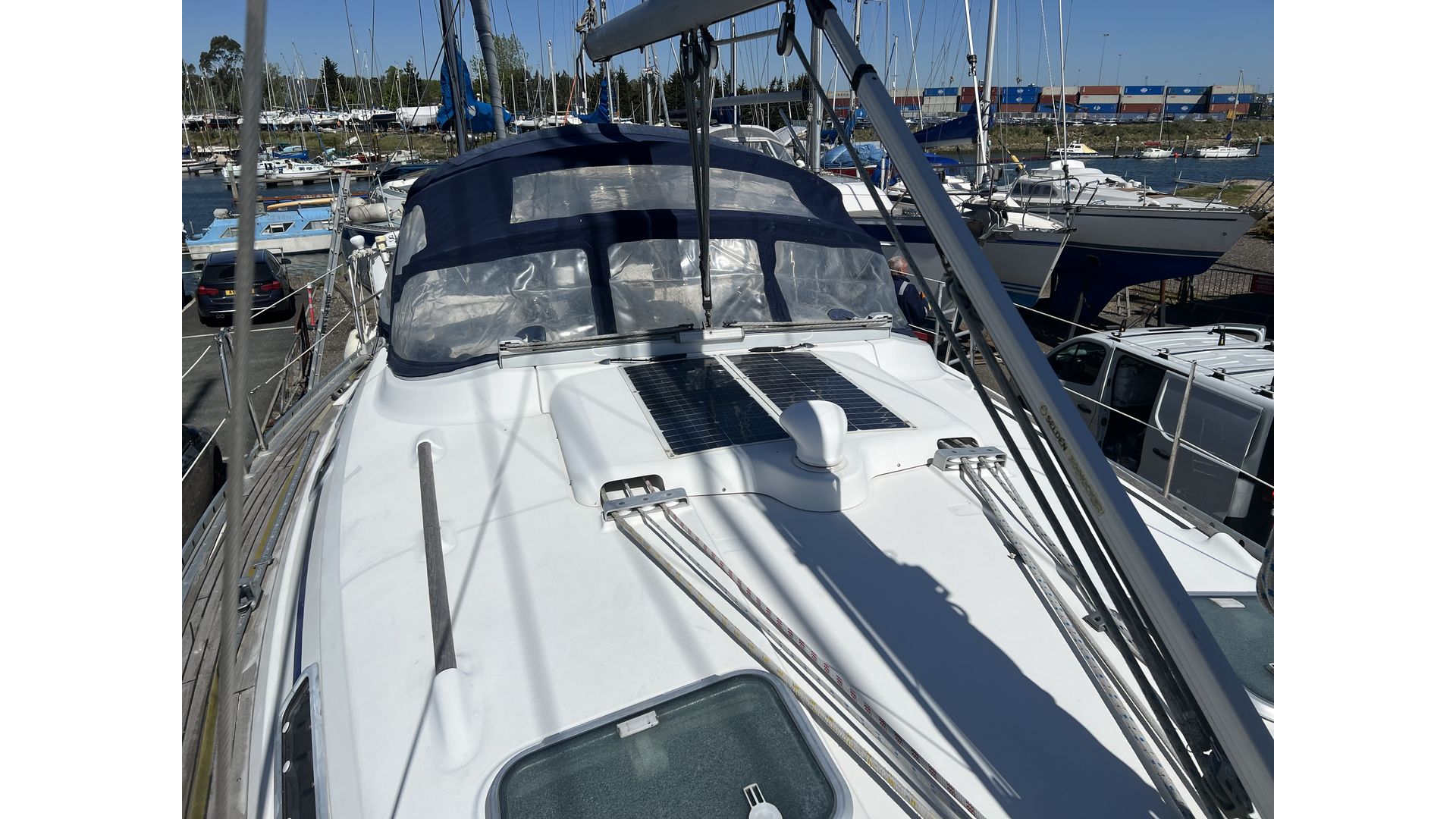 Beneteau Oceanis Clipper 381 - 49