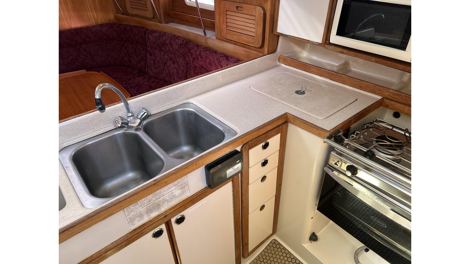 Catalina 34 MkII - 17