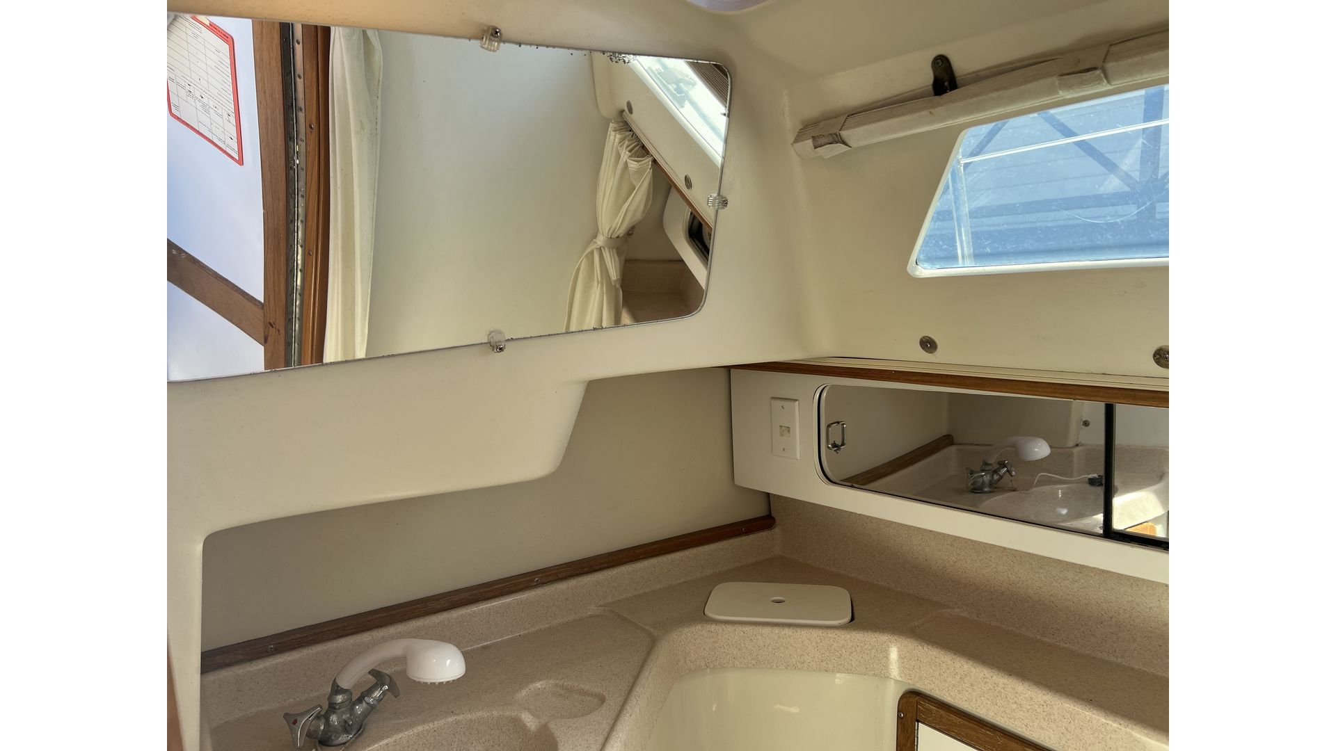 Catalina 34 MkII - 24