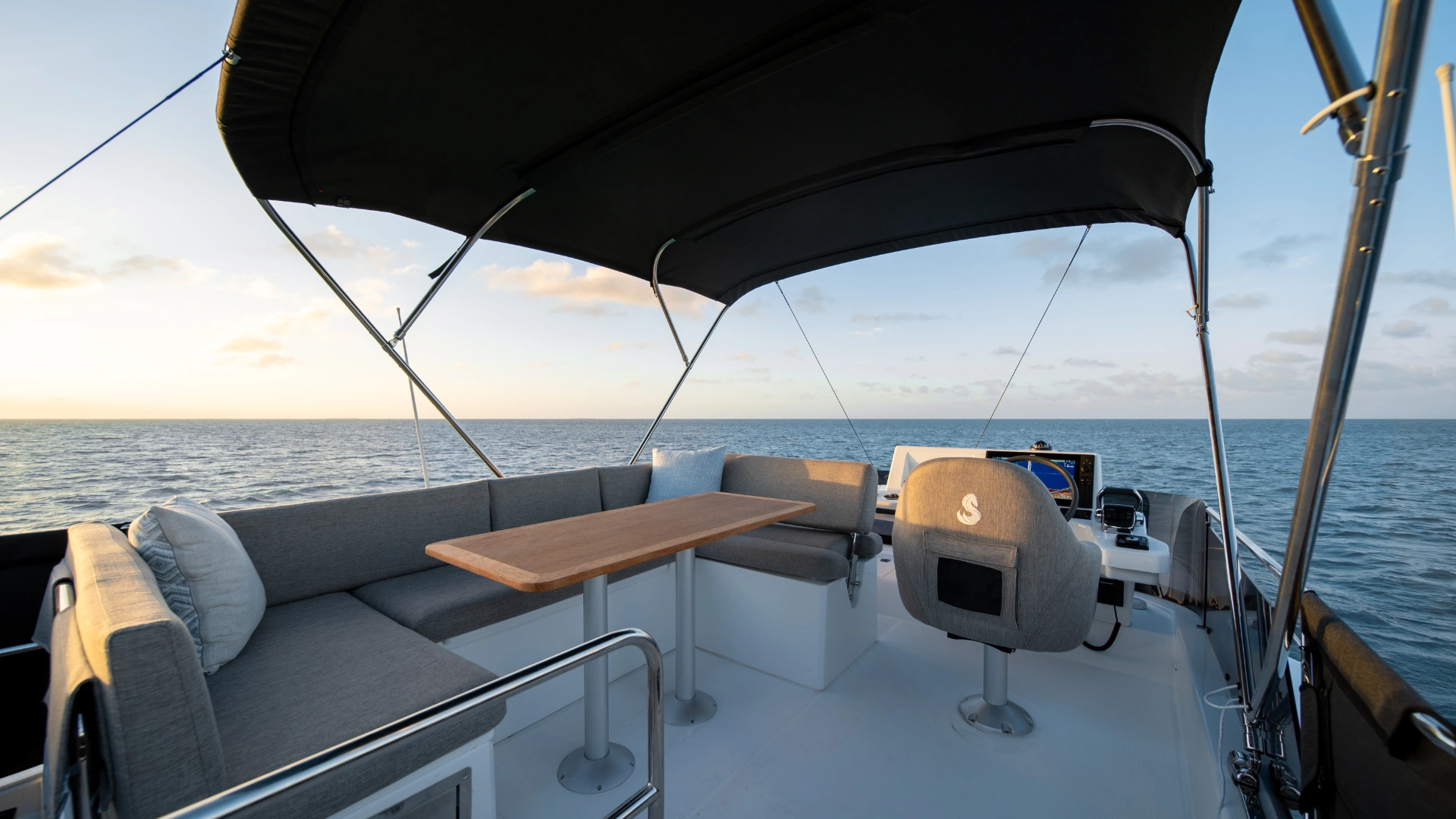 Beneteau Swift Trawler 37 Fly – Ultimate Spec - 17