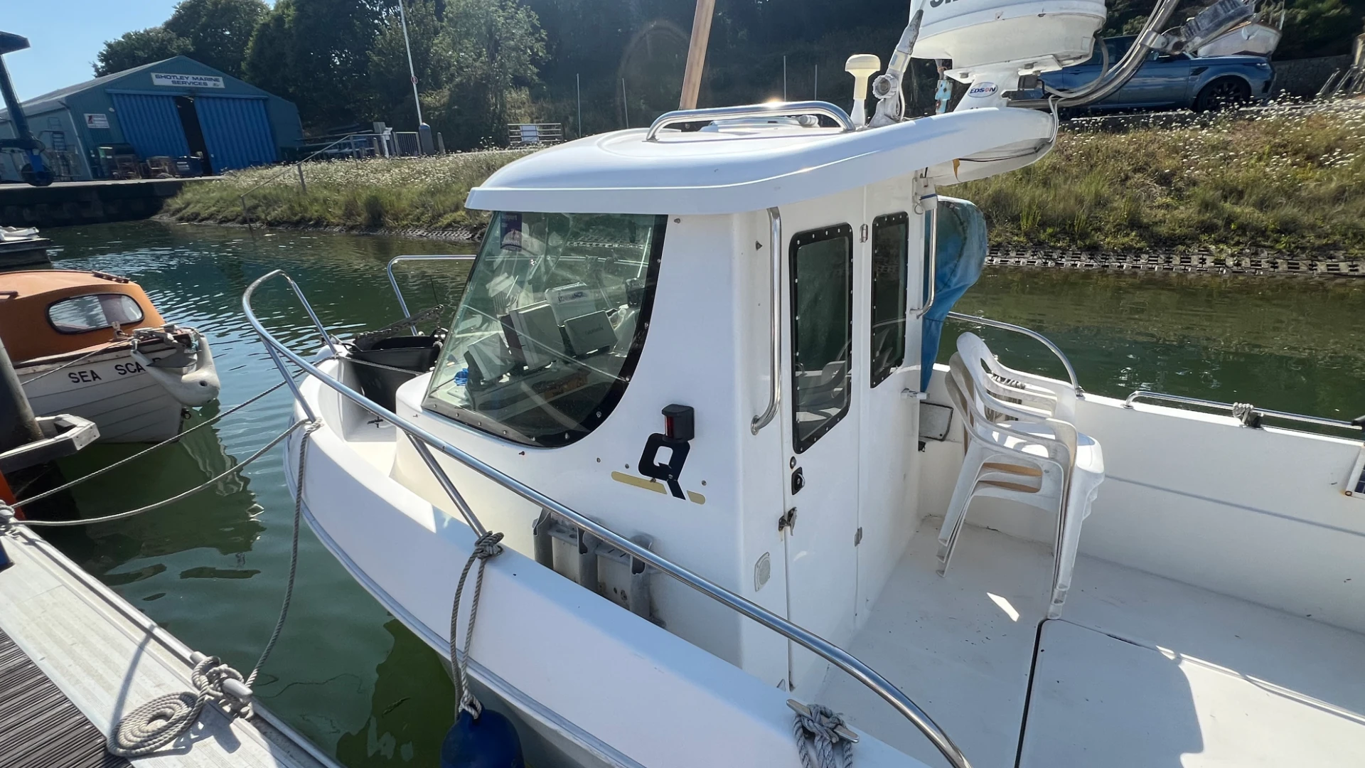 Quicksilver 620 Pilot House - 3