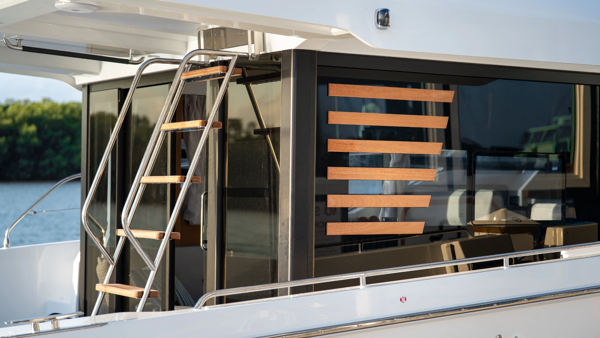 Beneteau Swift Trawler 37 Fly – Ultimate Spec - 16