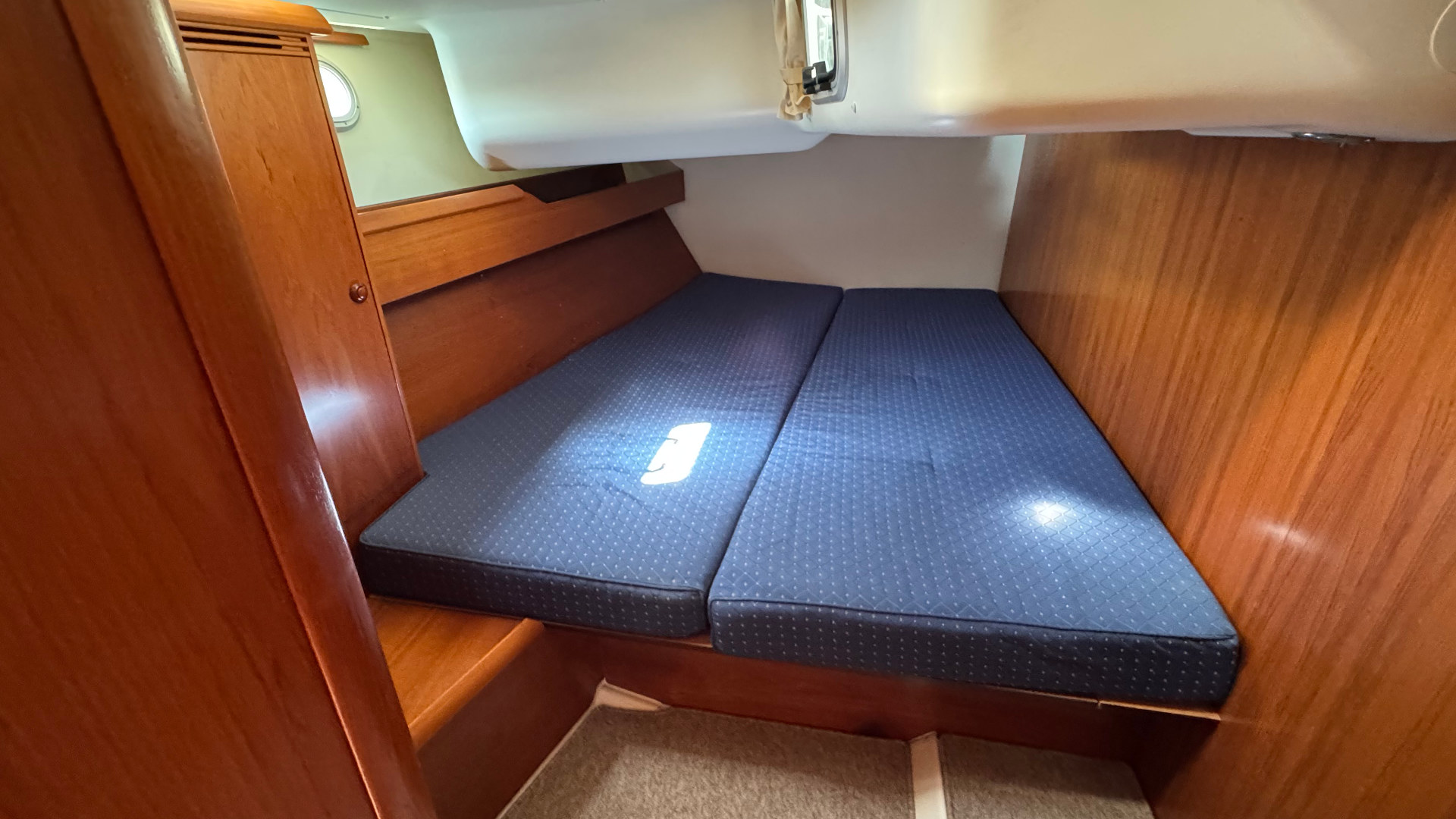 Jeanneau Sun Odyssey 49 - 12