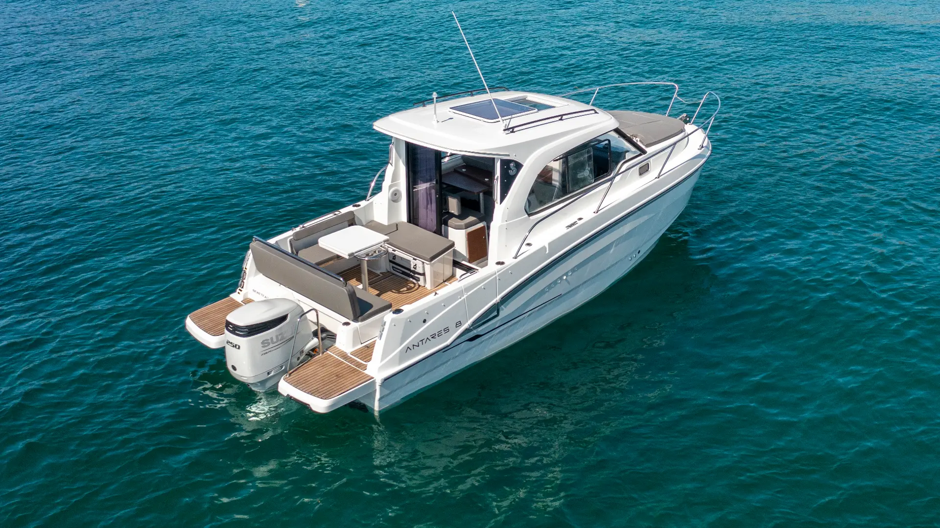 Beneteau Antares 8 – Ultimate Spec - 10