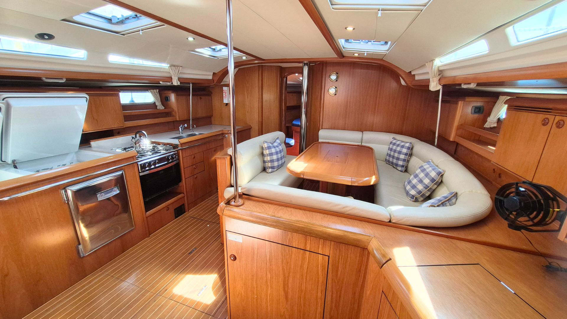 Jeanneau Sun Odyssey 49 - 17
