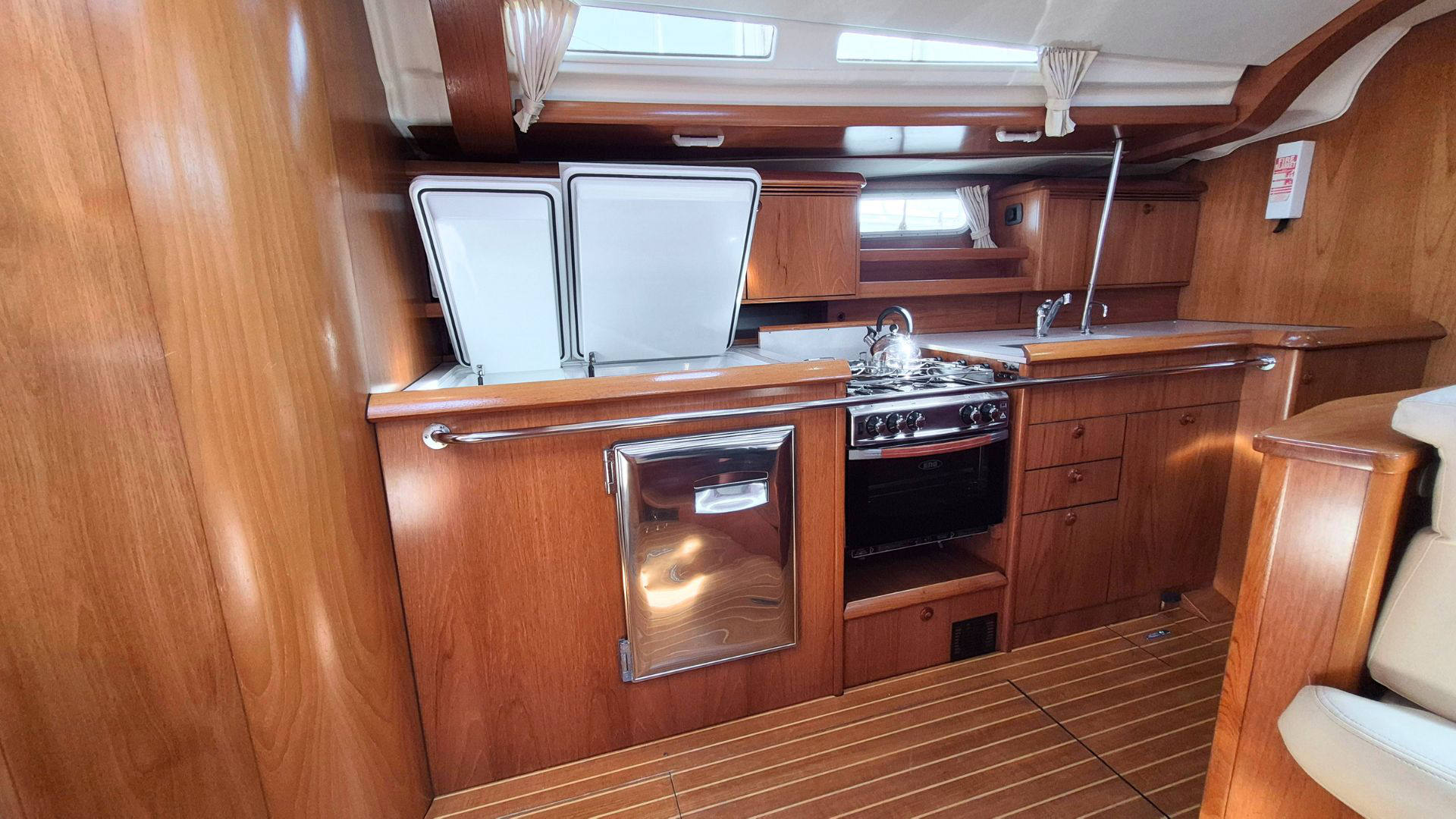 Jeanneau Sun Odyssey 49 - 20