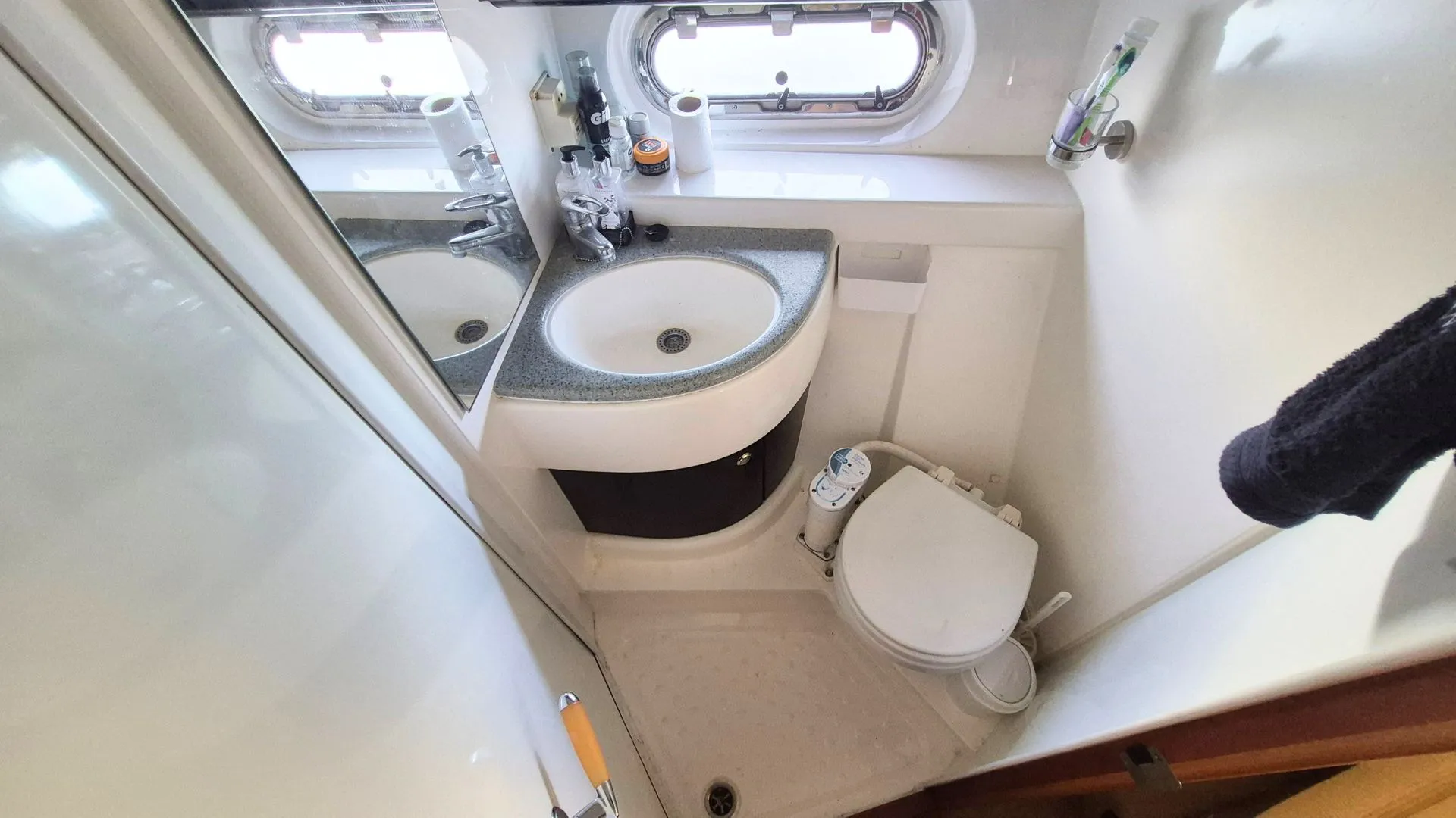 Sealine F37 - 31