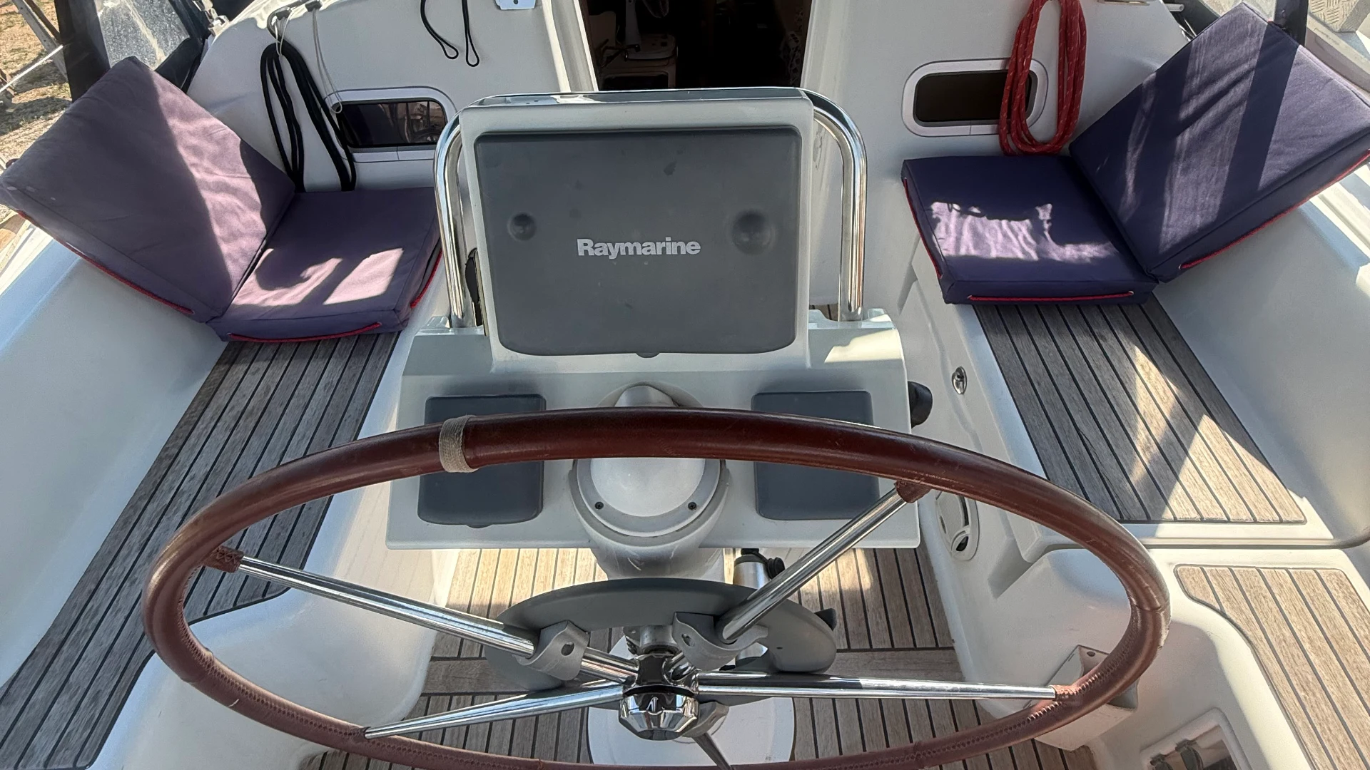Beneteau Oceanis 34 - 19