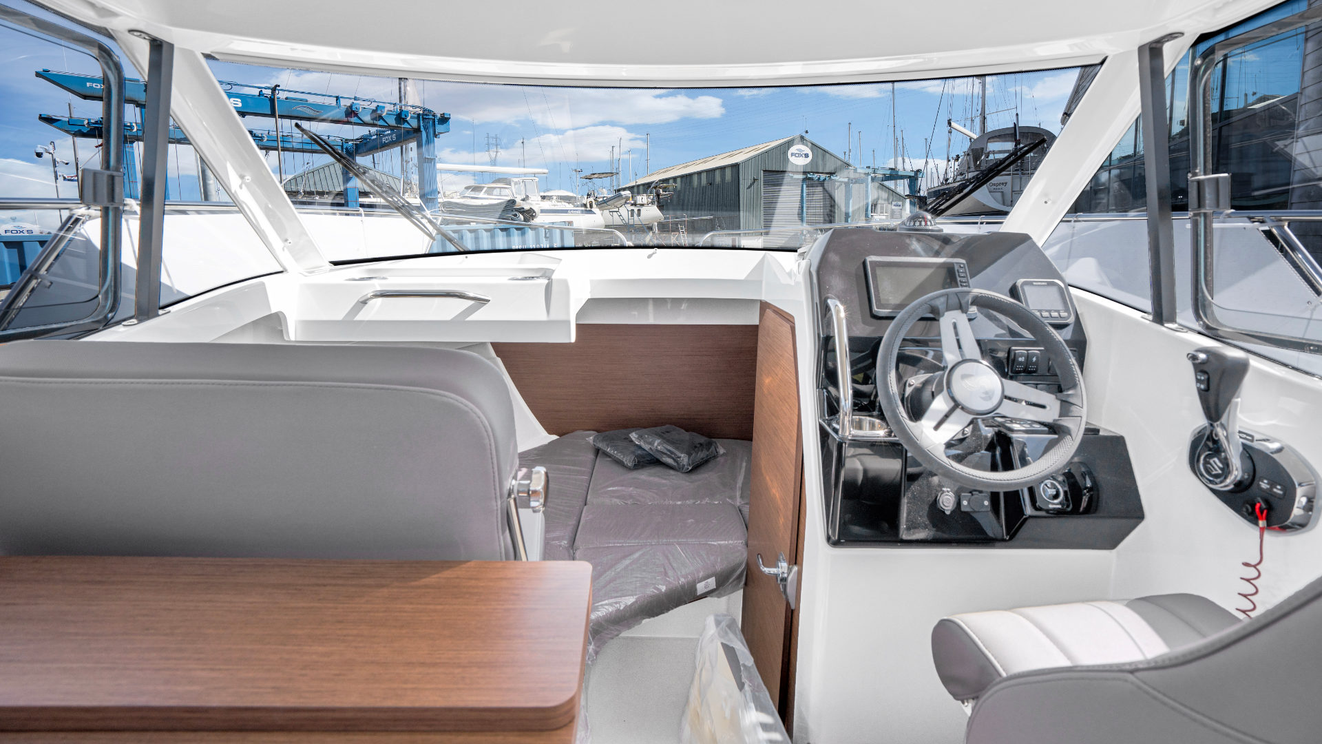 Beneteau Antares 7 OB – V2 – Ultimate Spec - 5