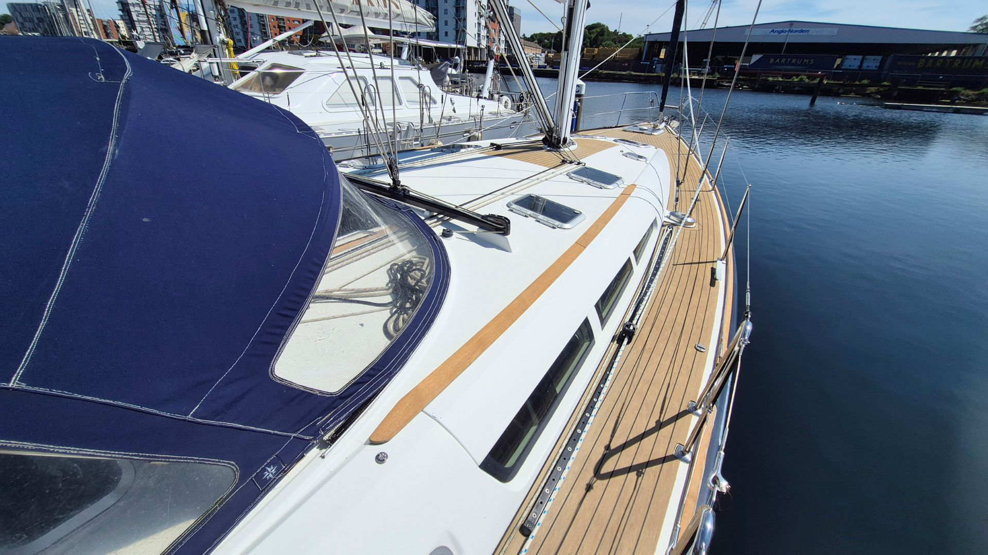 Jeanneau Sun Odyssey 49 - 9