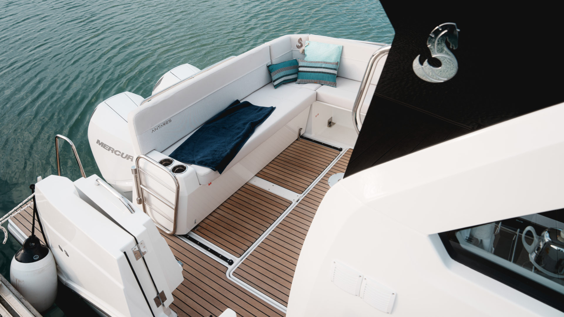 Beneteau Antares 9 – V2 – Ultimate Spec - 13