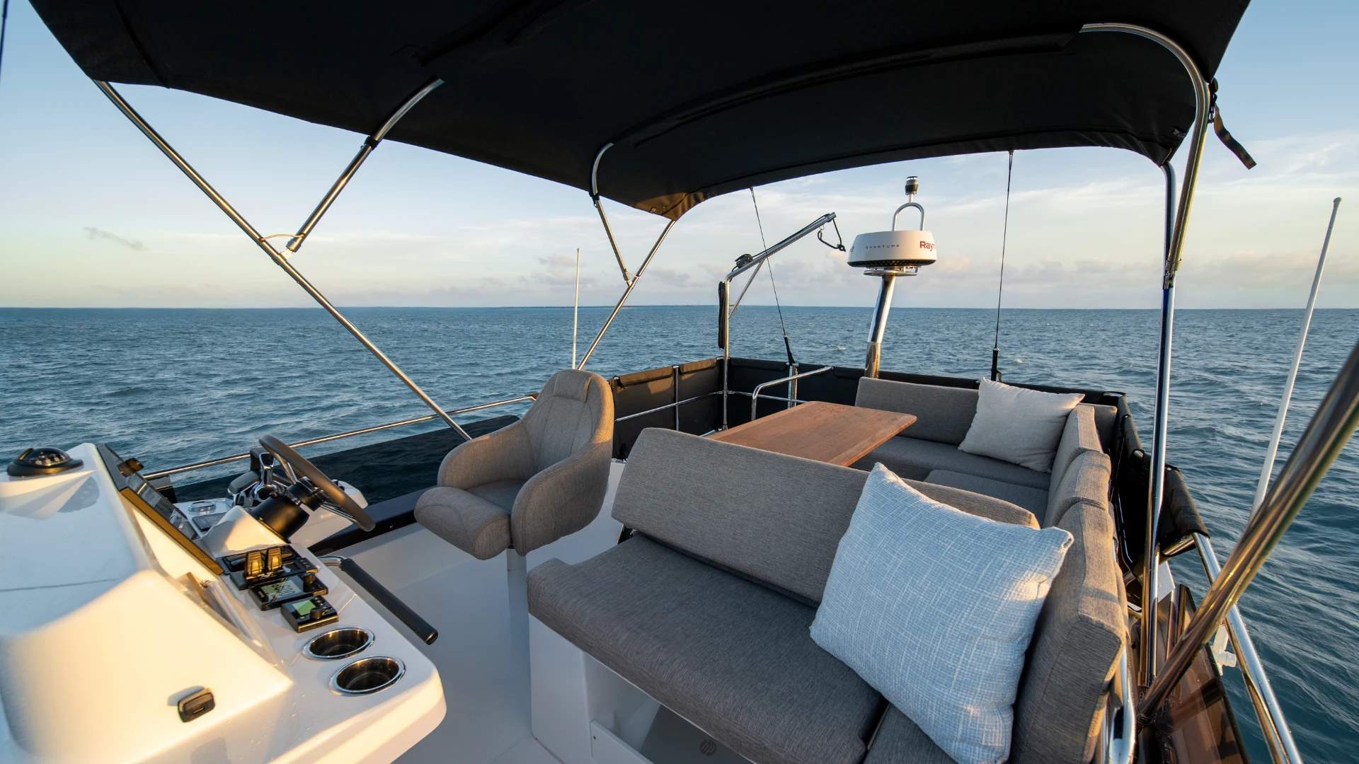 Beneteau Swift Trawler 37 Fly – Must Have Options - 22