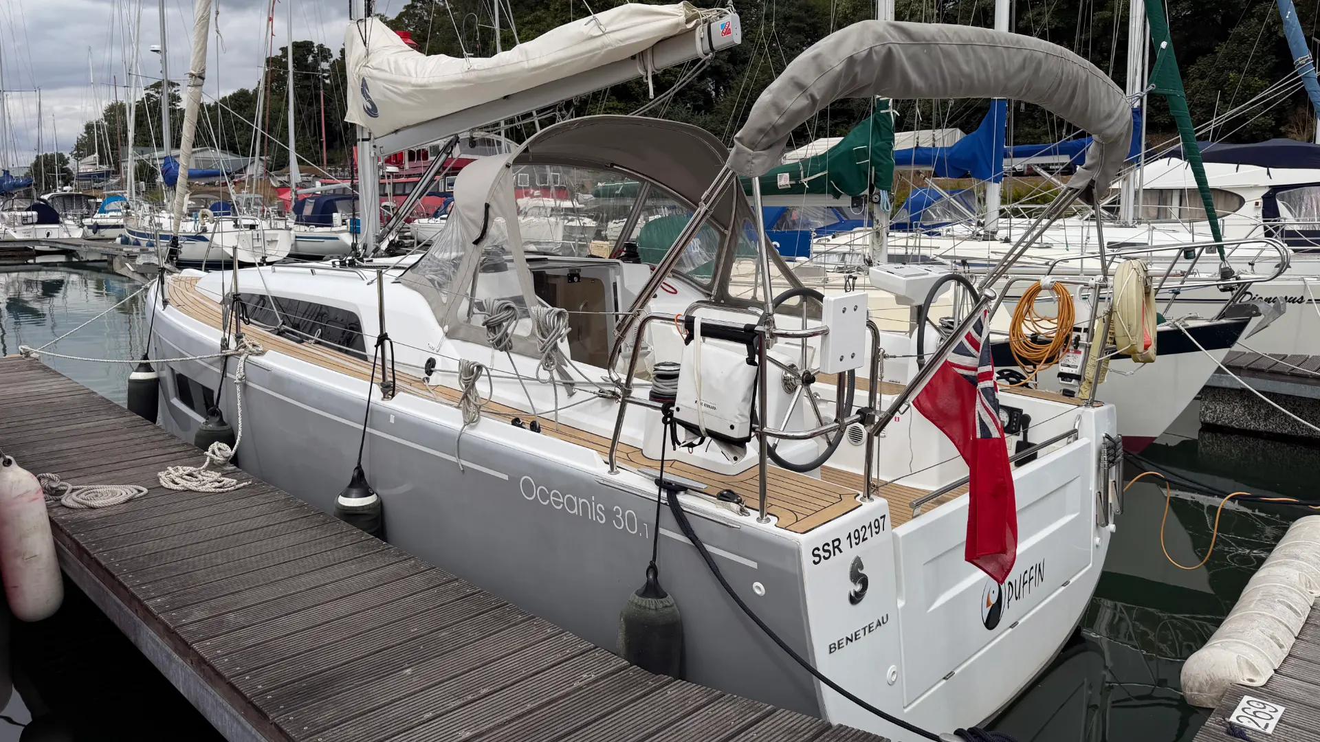 Beneteau Oceanis 30.1 - 13