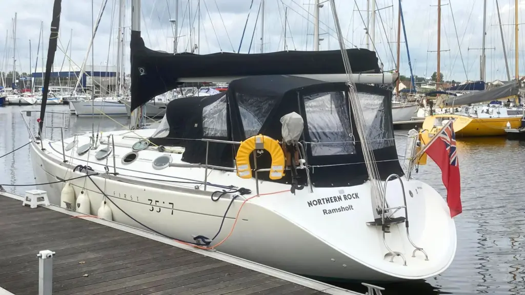 Beneteau First 35.7