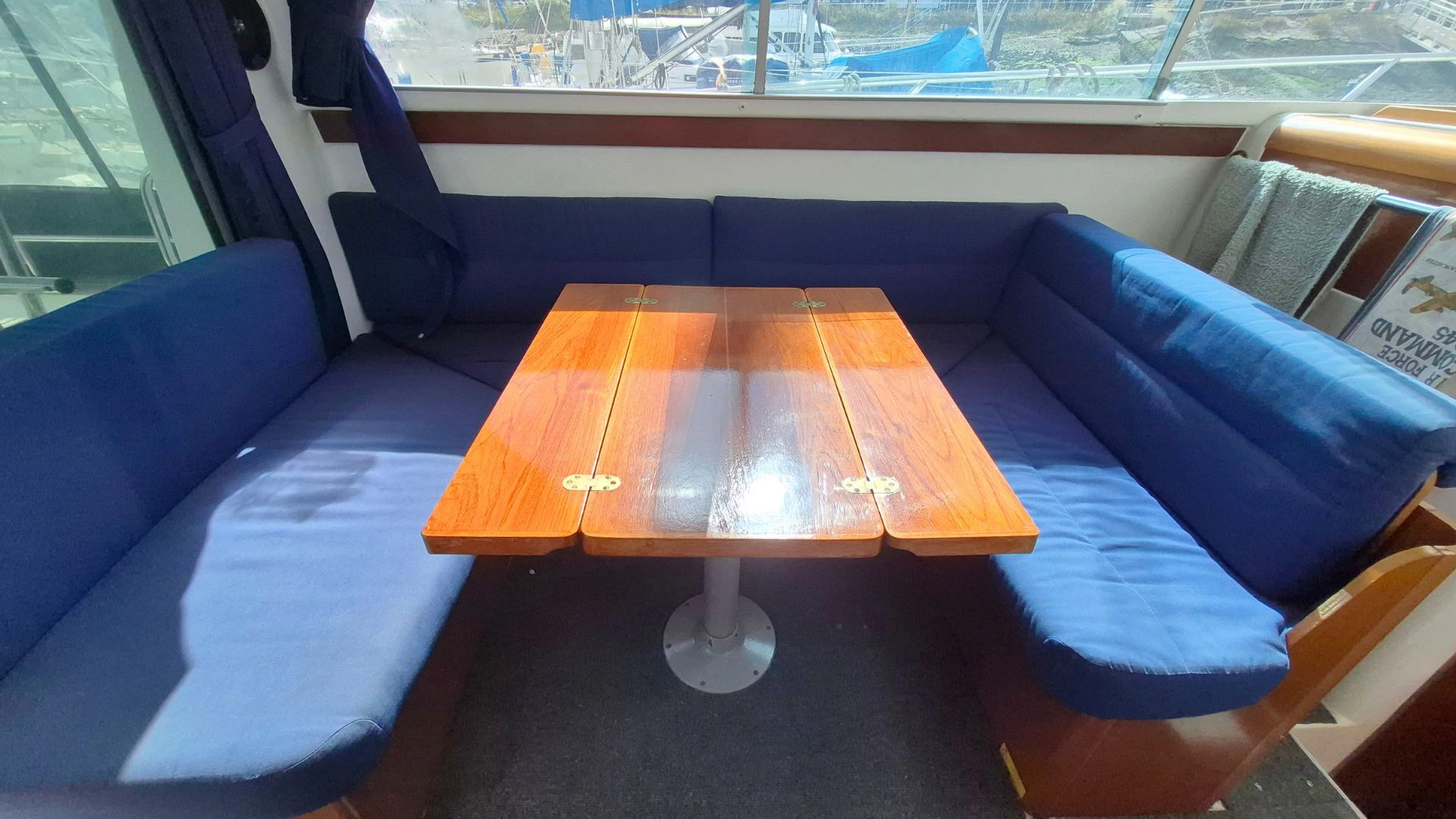 Beneteau Antares Series 9 - 10