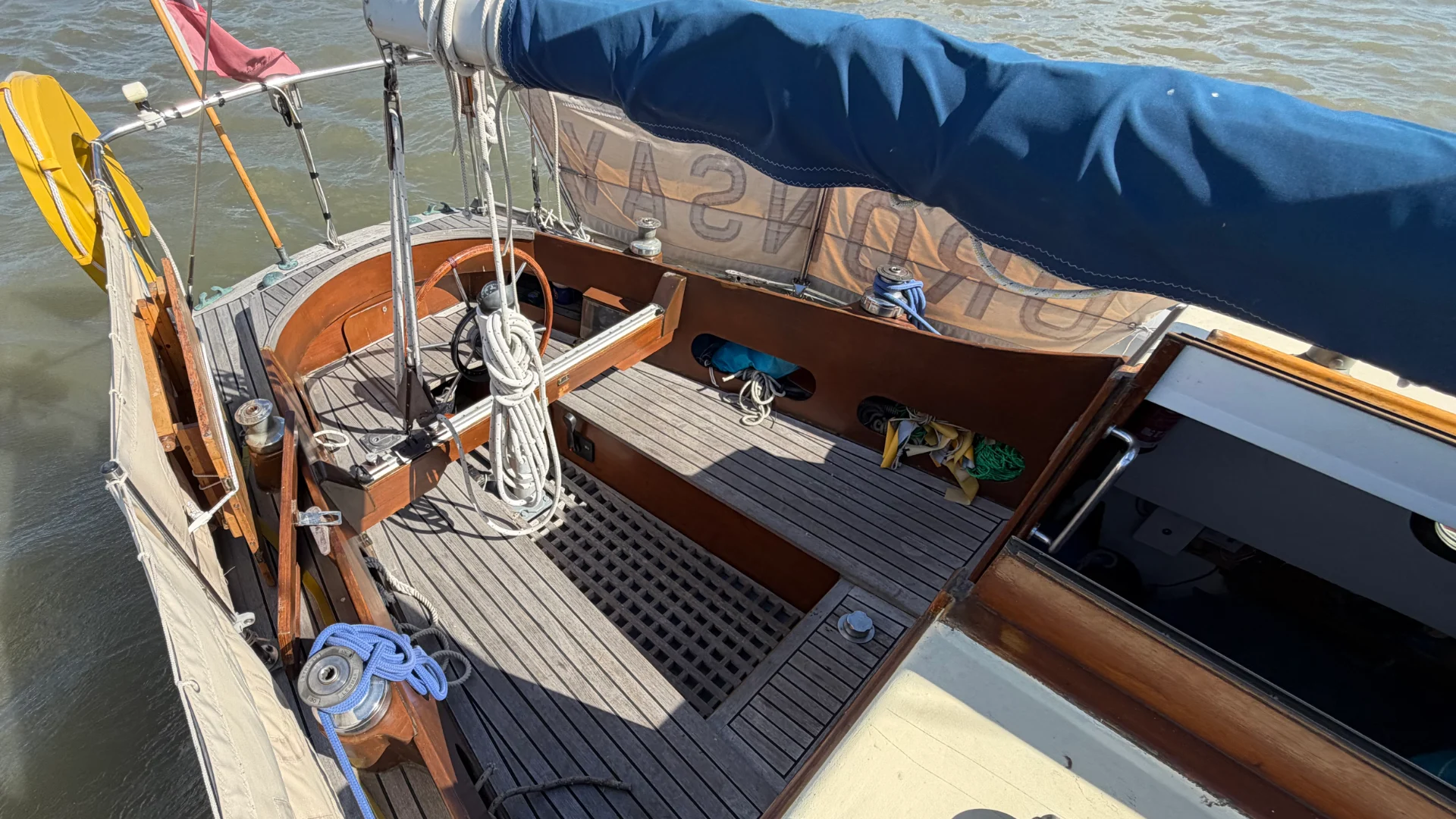 Custom 30ft Sloop - 18