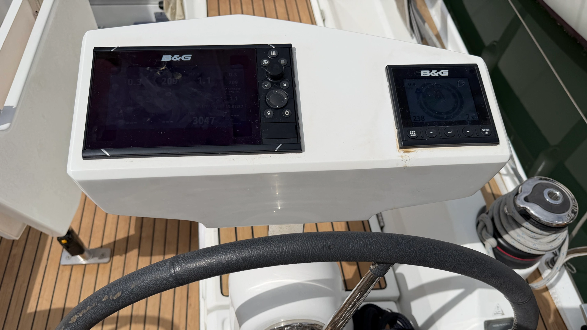 Beneteau Oceanis 30.1 - 23