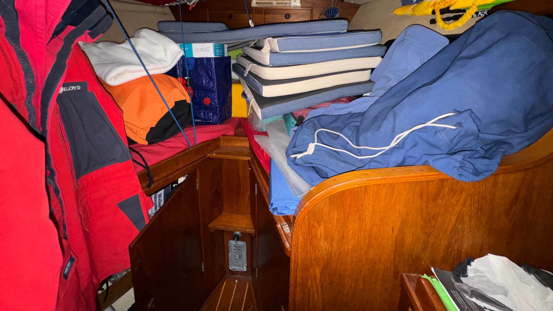 Oyster 39 Ketch - 18