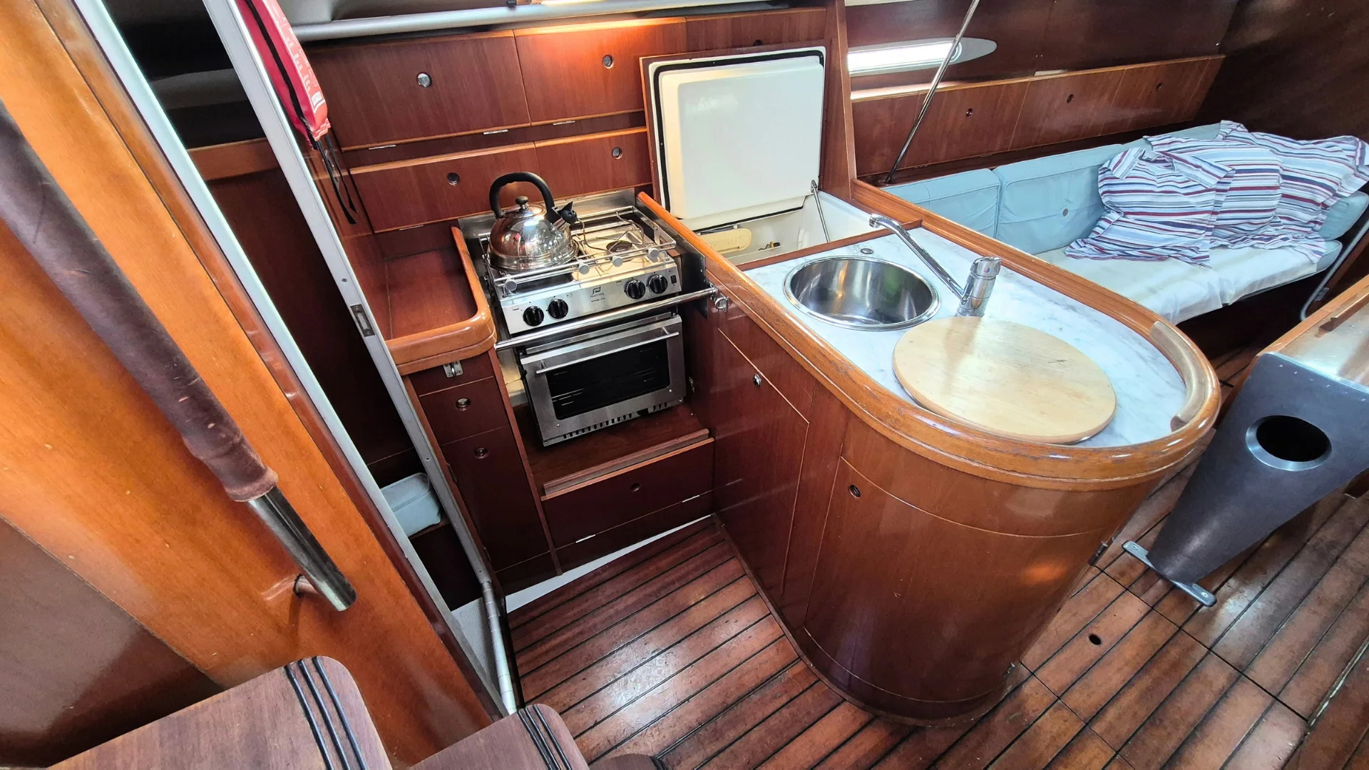 Beneteau First 35.7 - 20