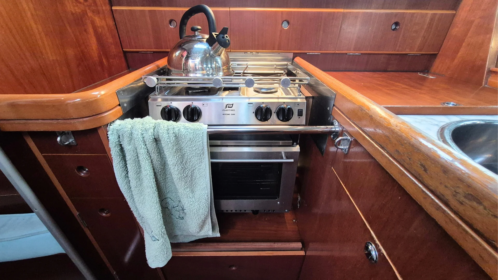 Beneteau First 35.7 - 21