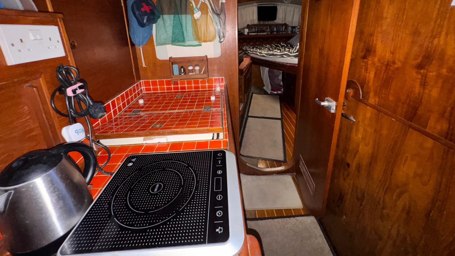 Oyster 39 Ketch - 23