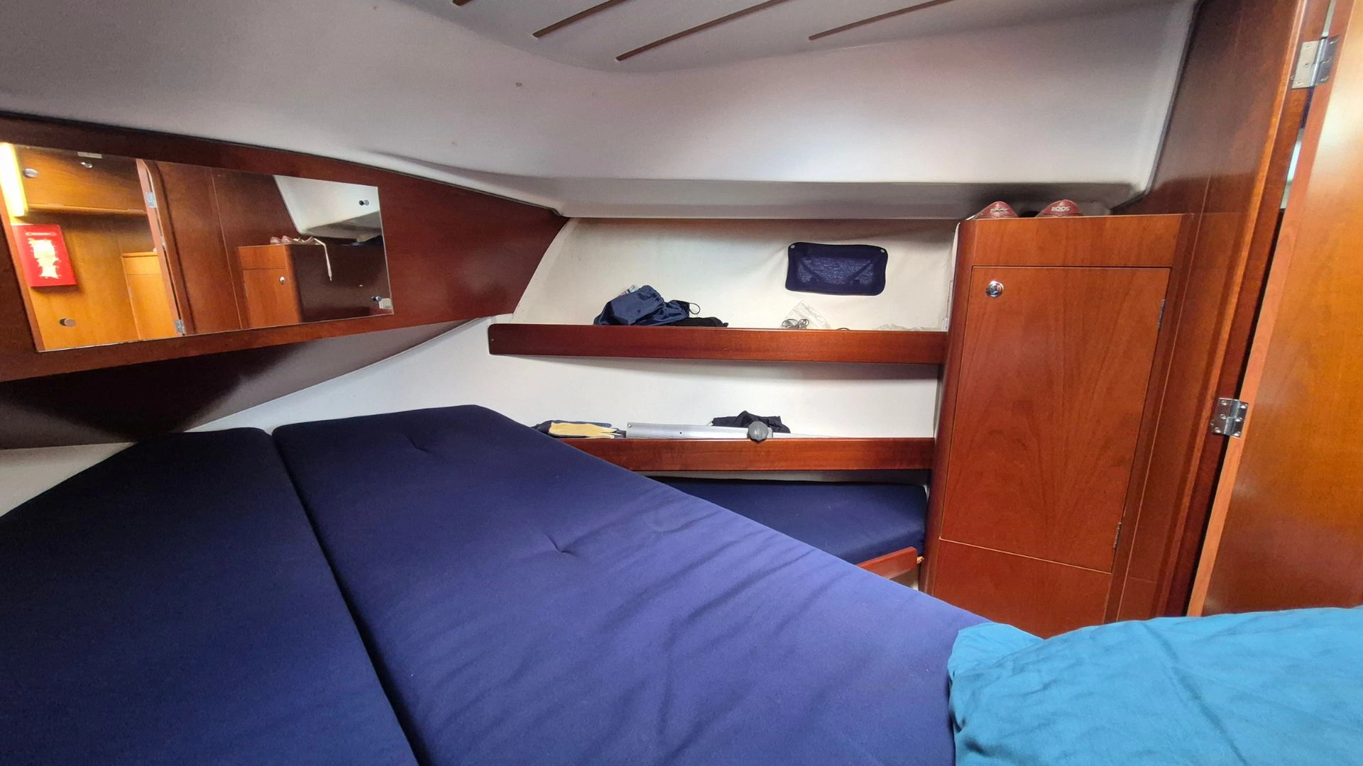Beneteau Antares Series 9 - 25
