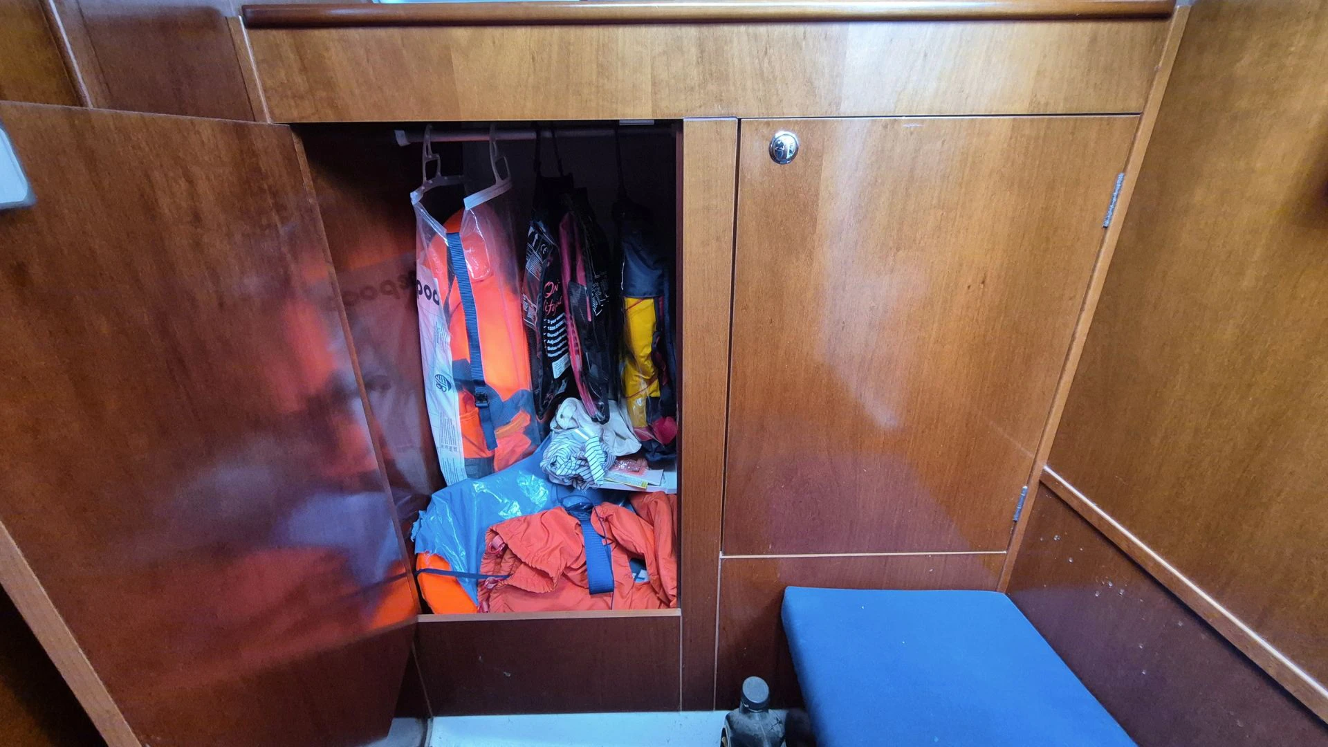 Beneteau Antares Series 9 - 26