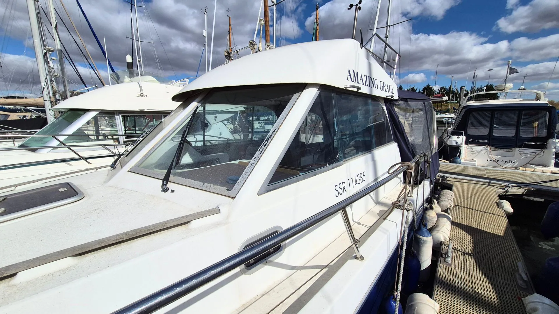 Beneteau Antares Series 9 - 5