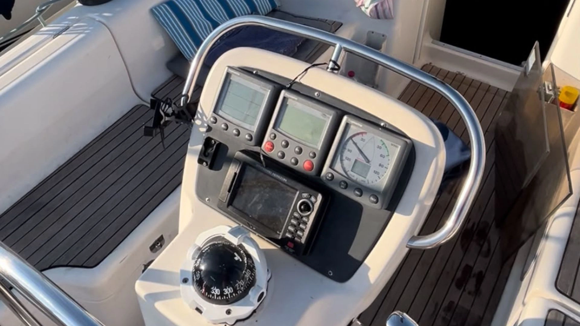 Bavaria 38 Holiday - 18