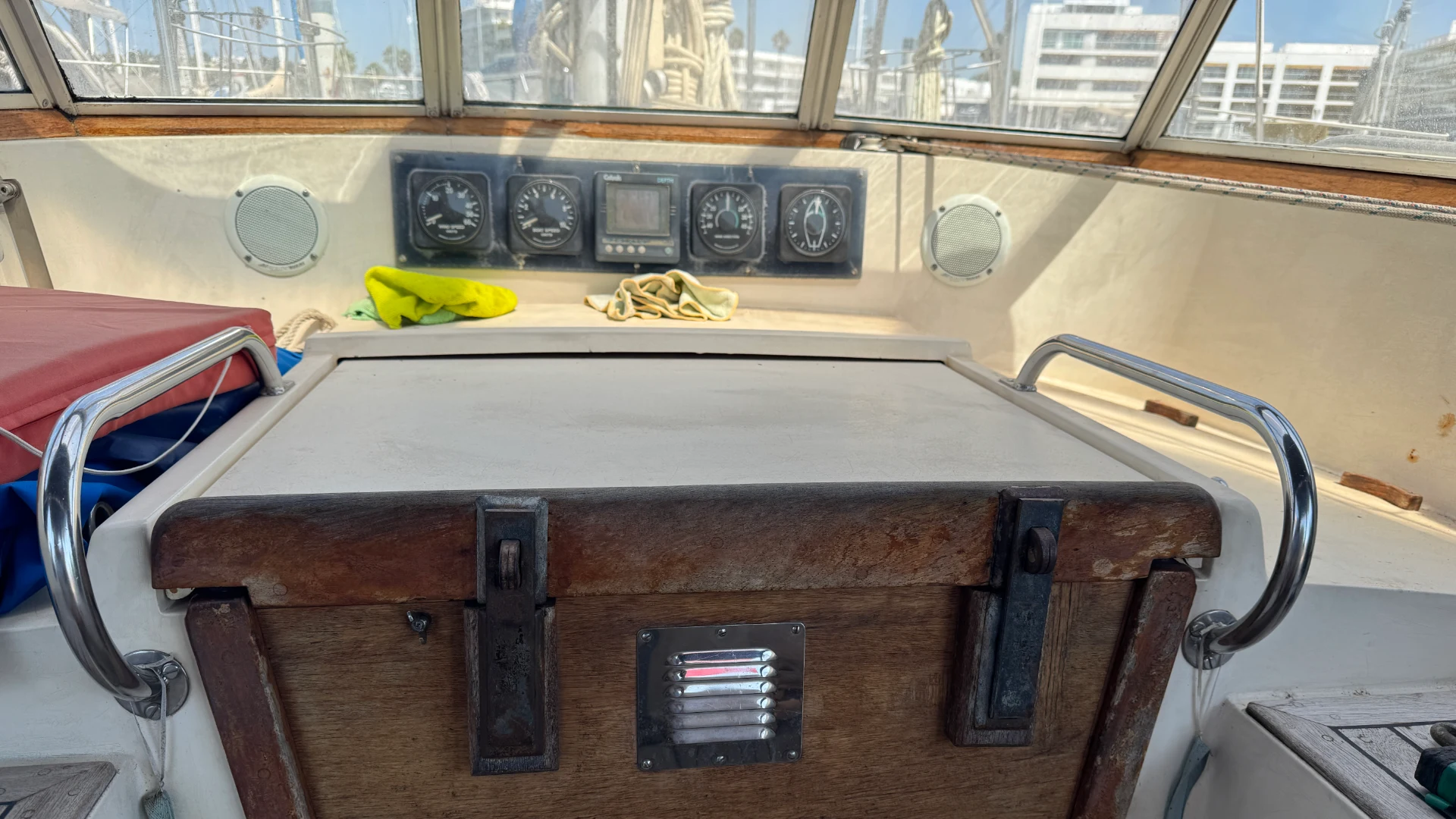Oyster 39 Ketch - 6