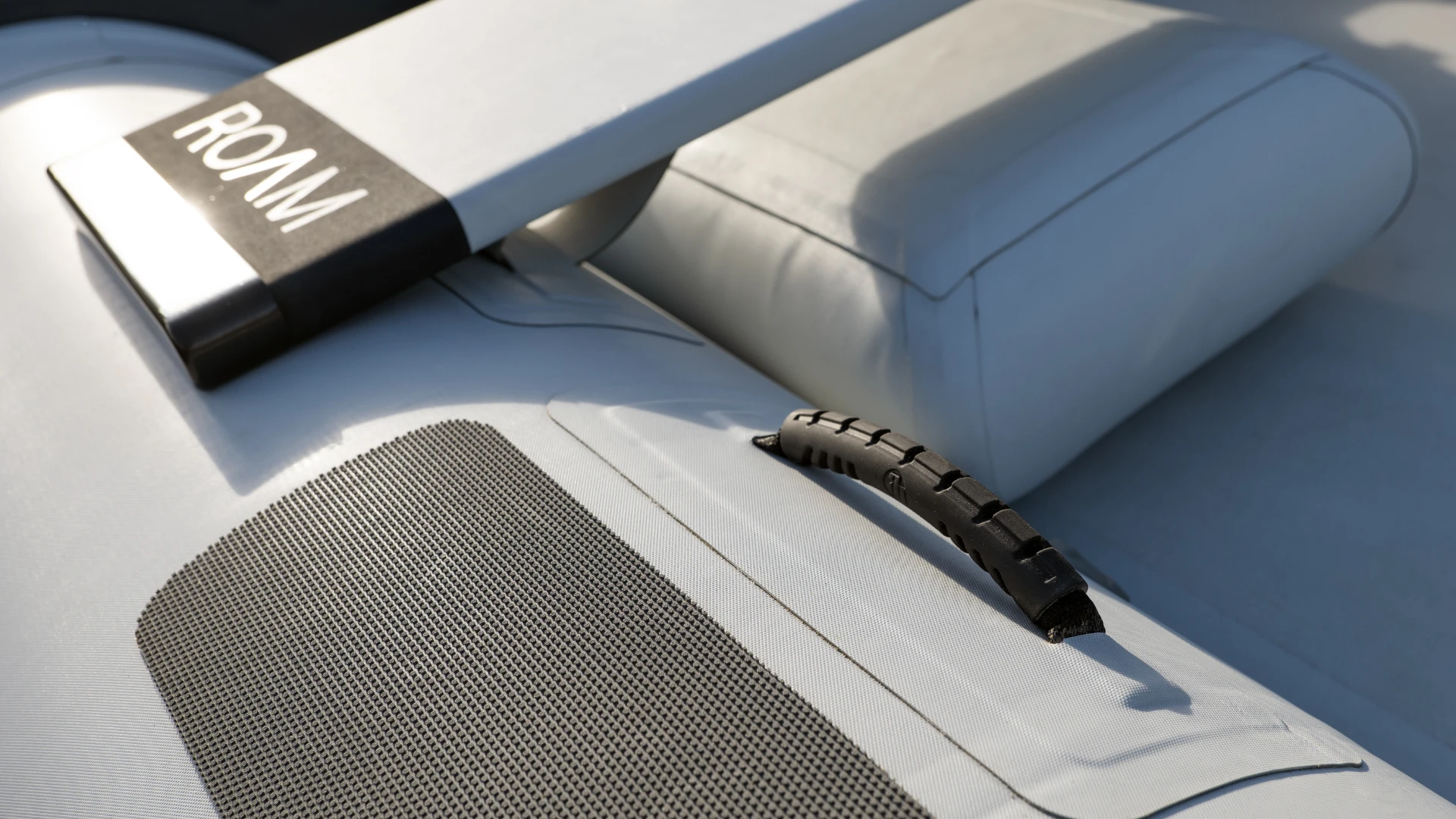 ROAM 5.5m iLC – Grey RIB - 7