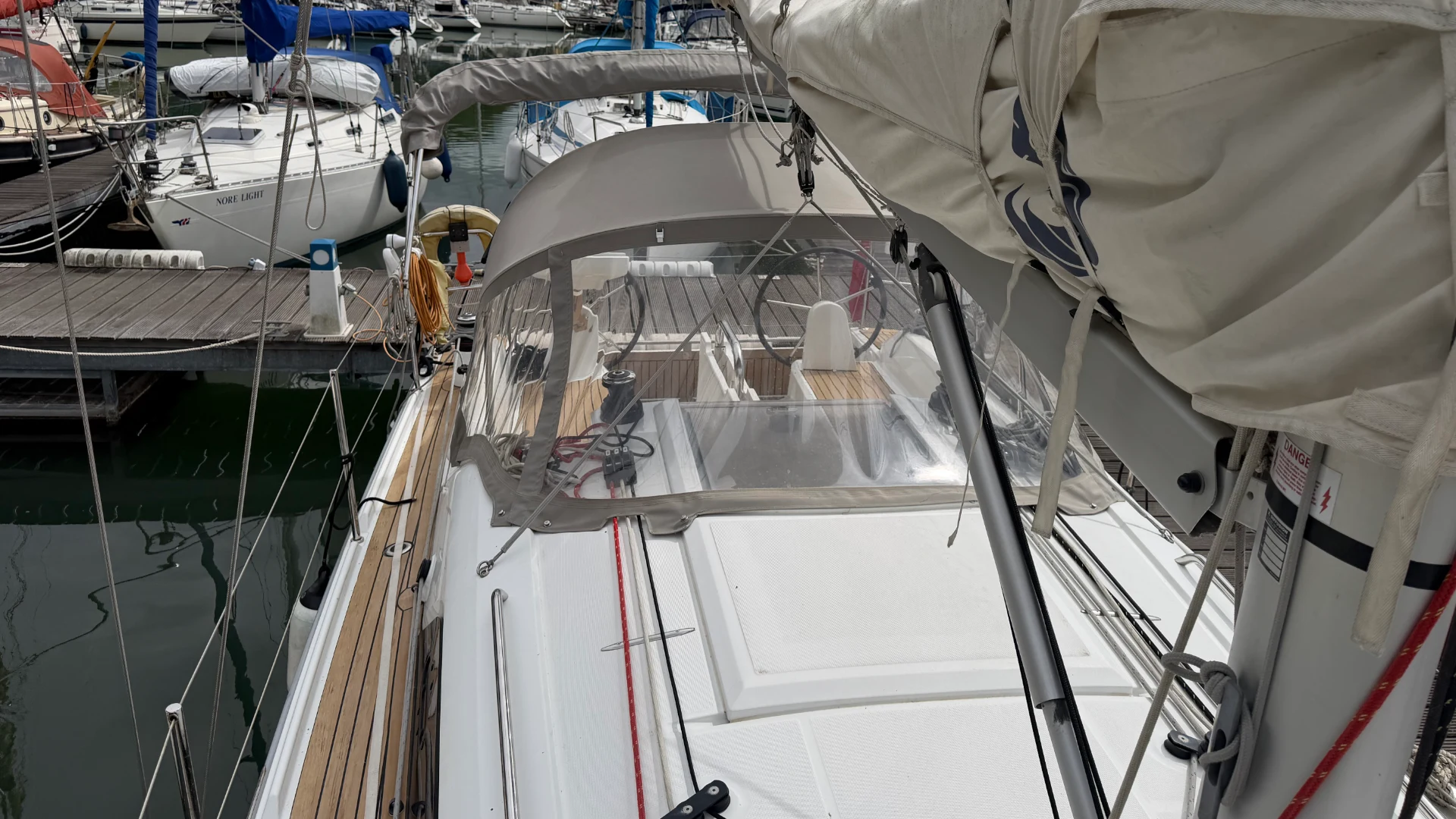 Beneteau Oceanis 30.1 - 19