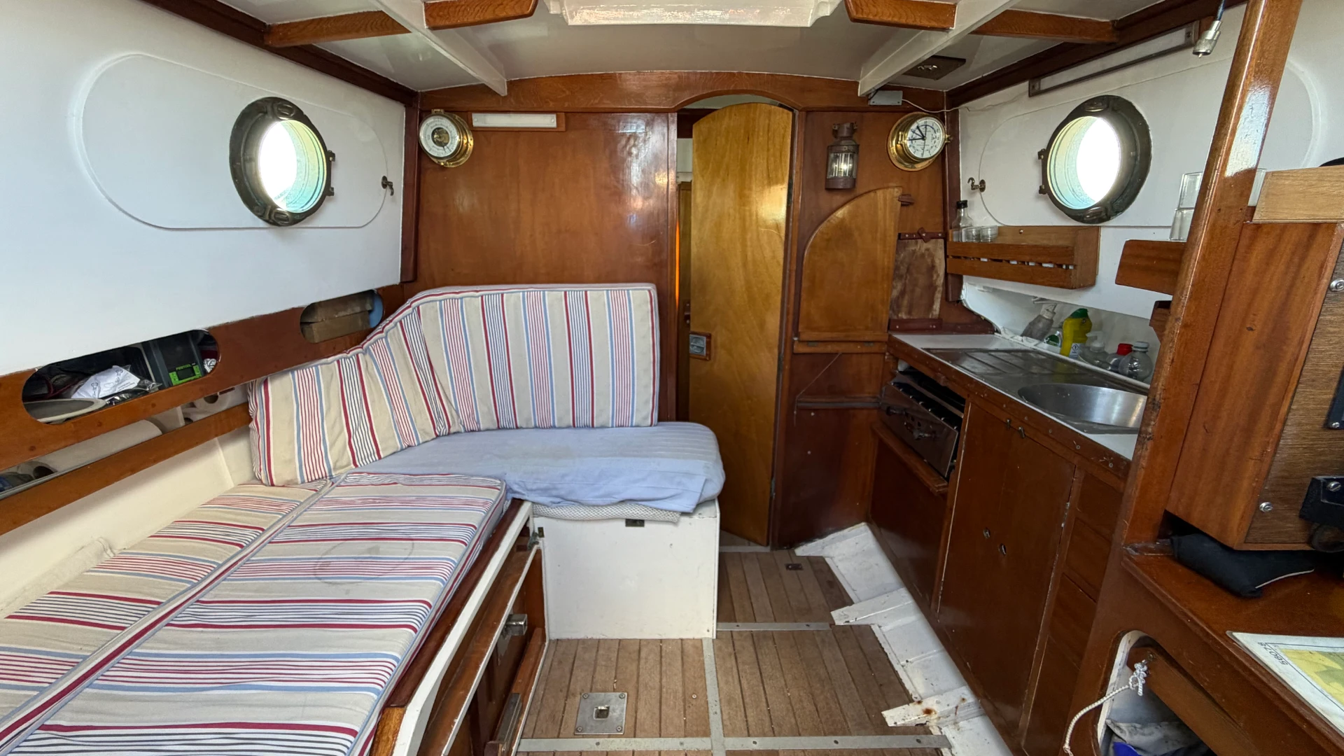 Custom 30ft Sloop - 5
