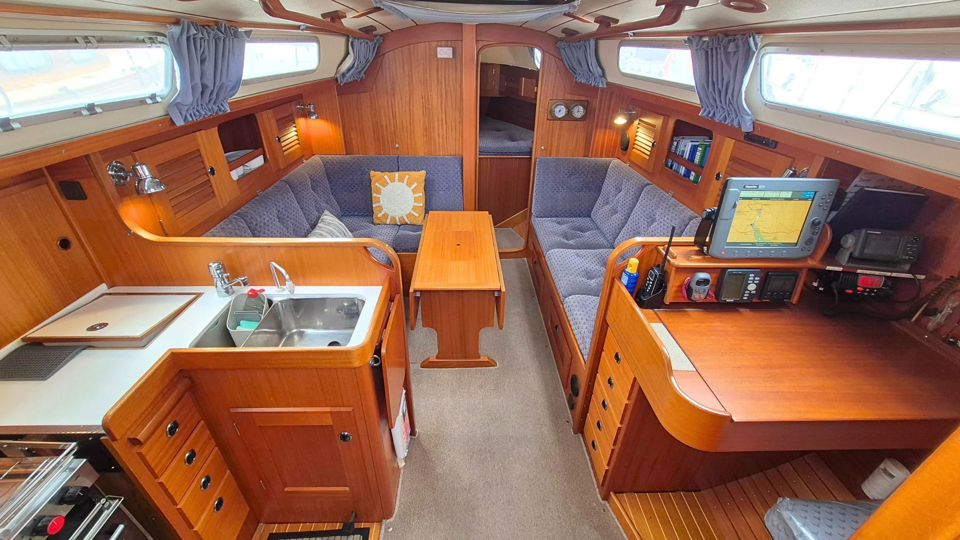 Hallberg-Rassy 34 - 15