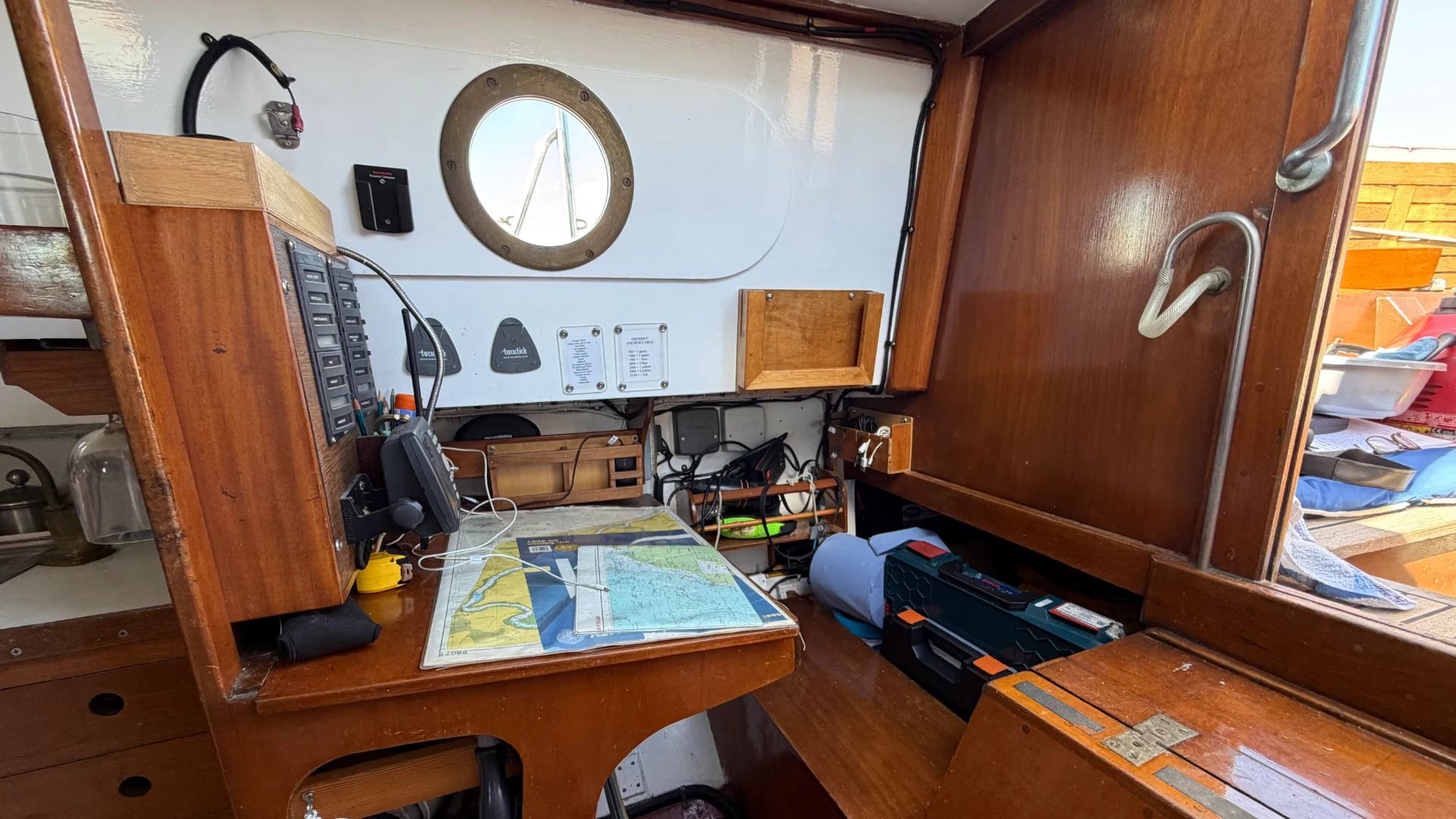 Custom 30ft Sloop - 12