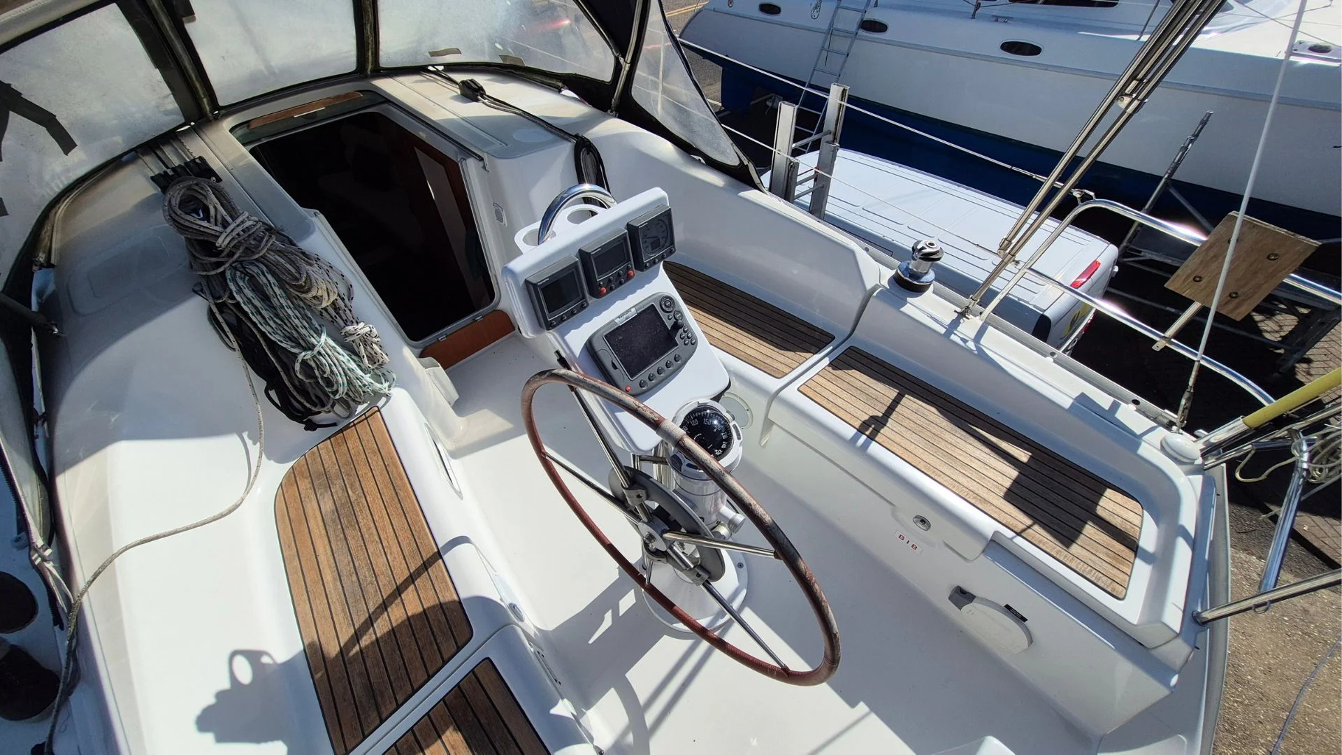 Beneteau Oceanis 343 - 12