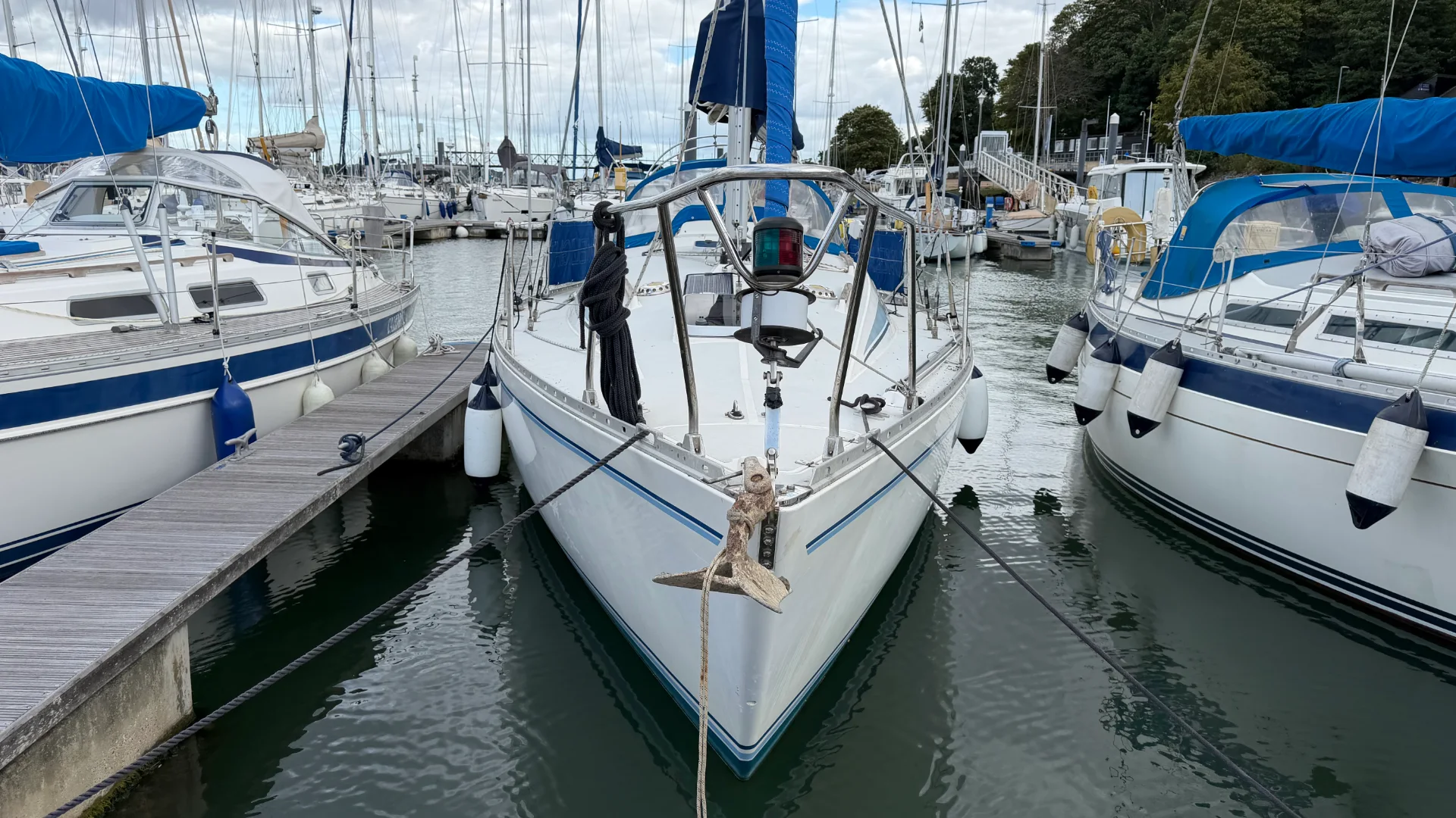 Moody 31 MkII - 14