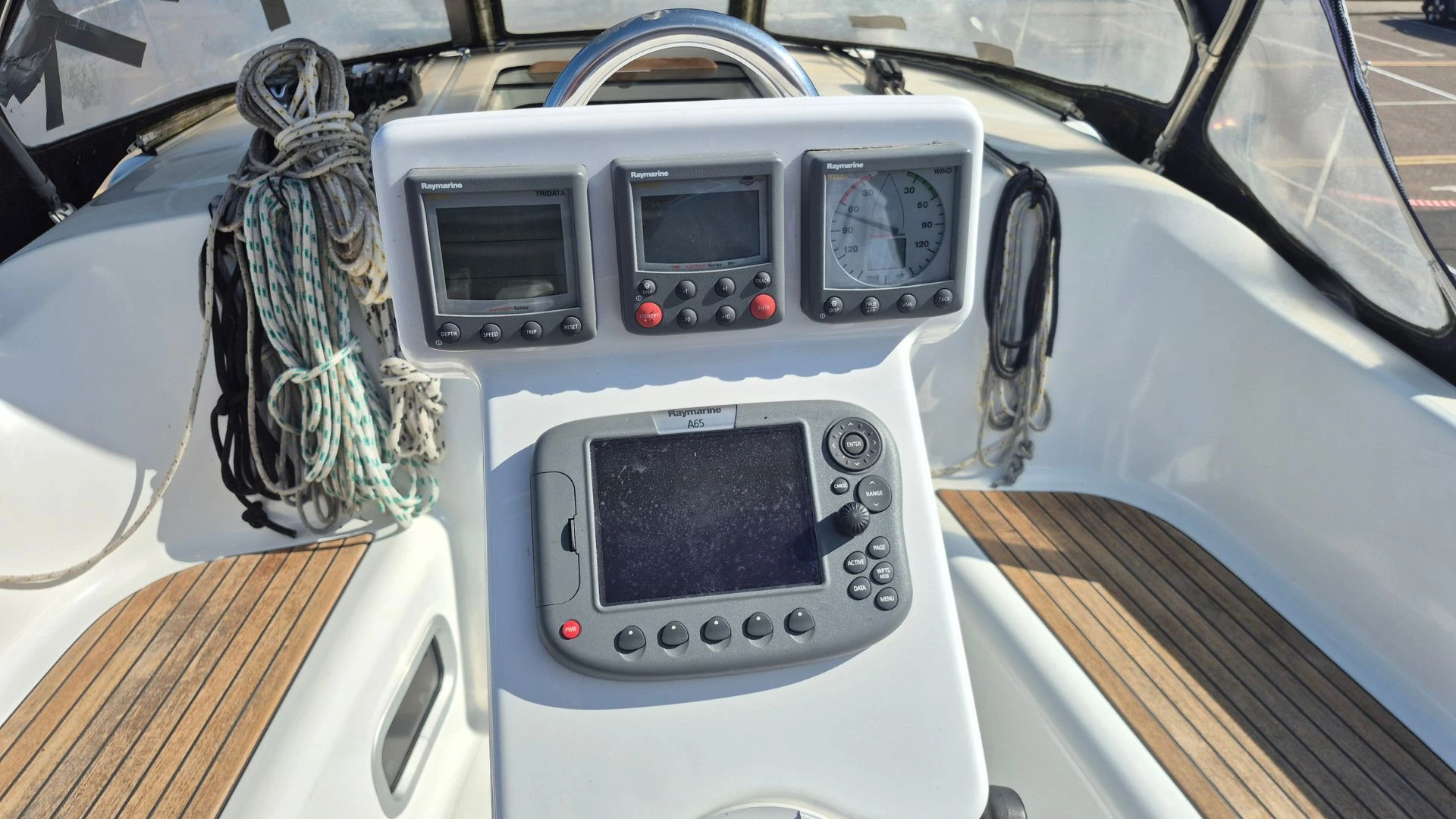 Beneteau Oceanis 343 - 14