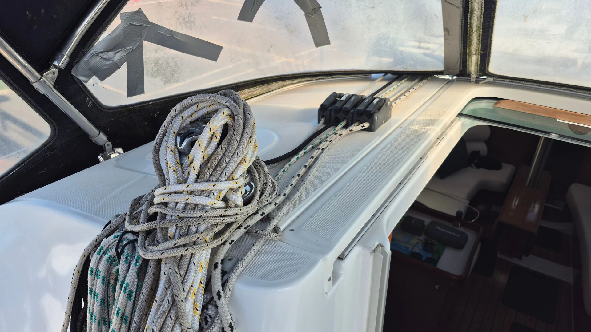 Beneteau Oceanis 343 - 16