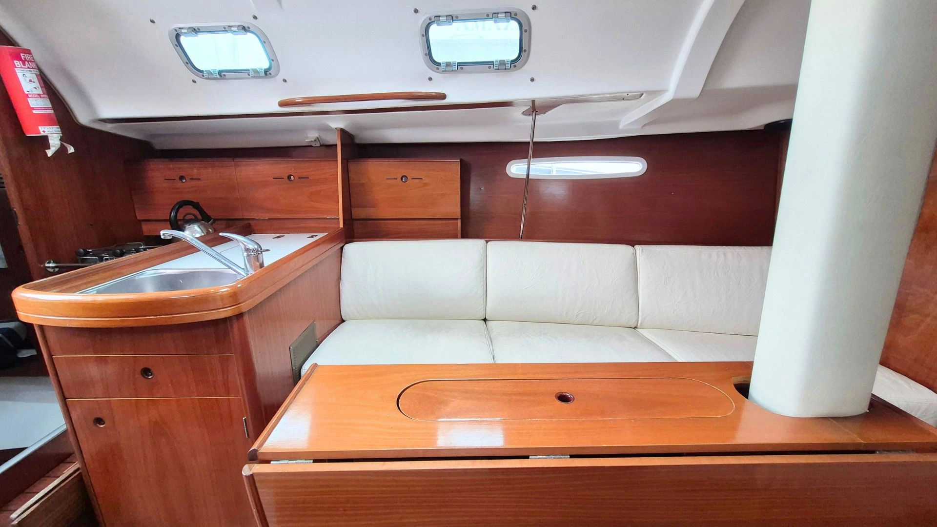 Beneteau First 31.7 - 22