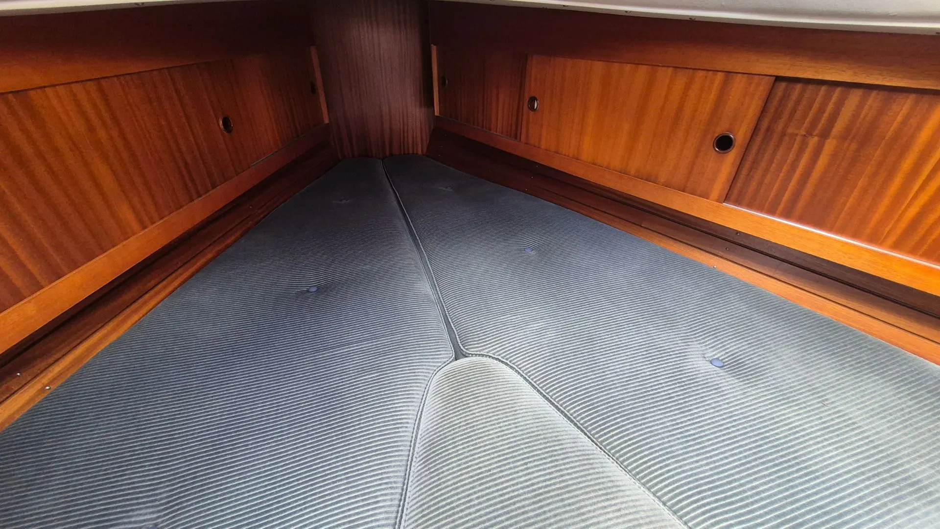 Hallberg-Rassy 31 - 23